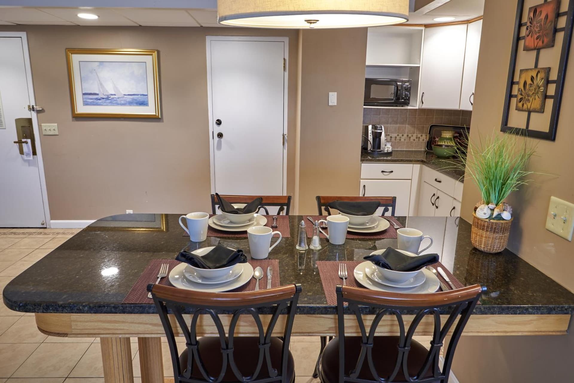 Seaport Resort and Marina gallery photo in Fairhaven — image 6
