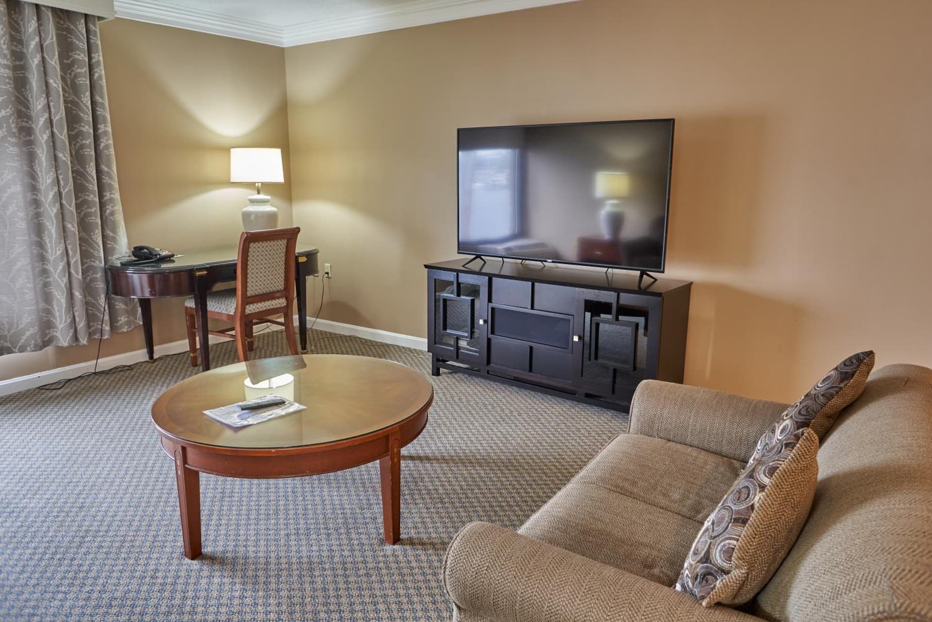 Seaport Resort and Marina gallery photo in Fairhaven — image 16
