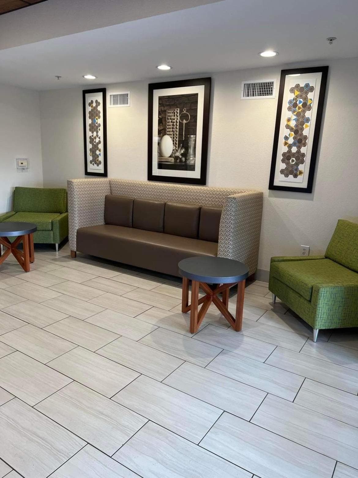 Holiday Inn Express & Suites Ozona by IHG property views in Ozona, TX — gallery photo 3