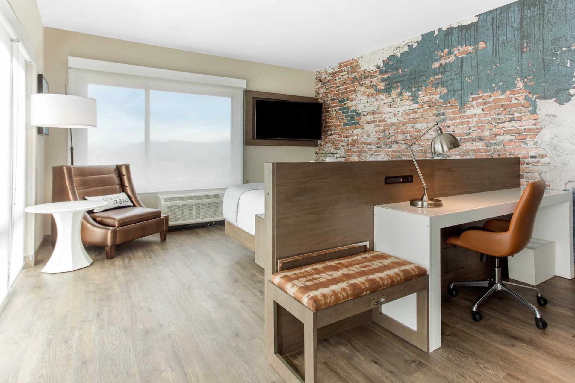 Cambria Hotel Downtown Asheville gallery photo in Asheville, NC — image 101
