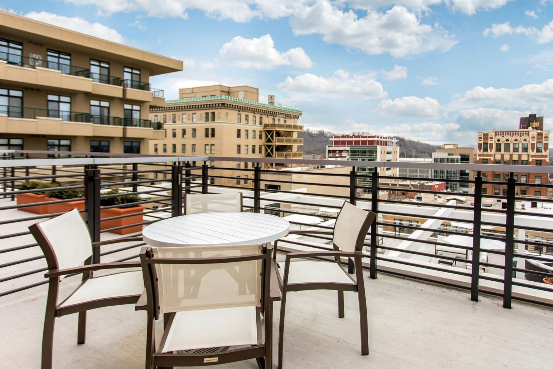 Cambria Hotel Downtown Asheville gallery photo in Asheville, NC — image 61