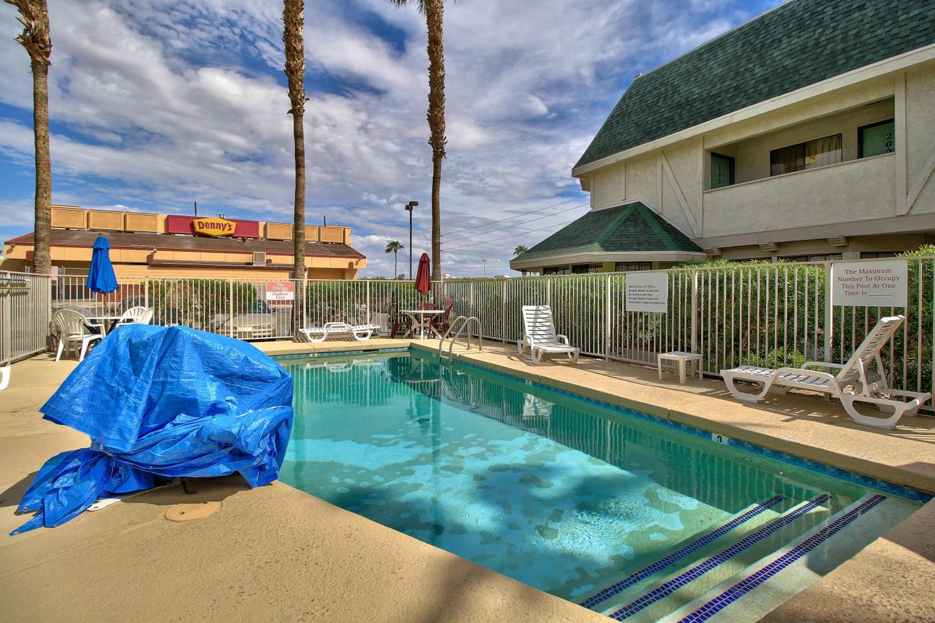 Motel 6-Yuma, AZ - East gallery photo in Yuma, AZ — image 6