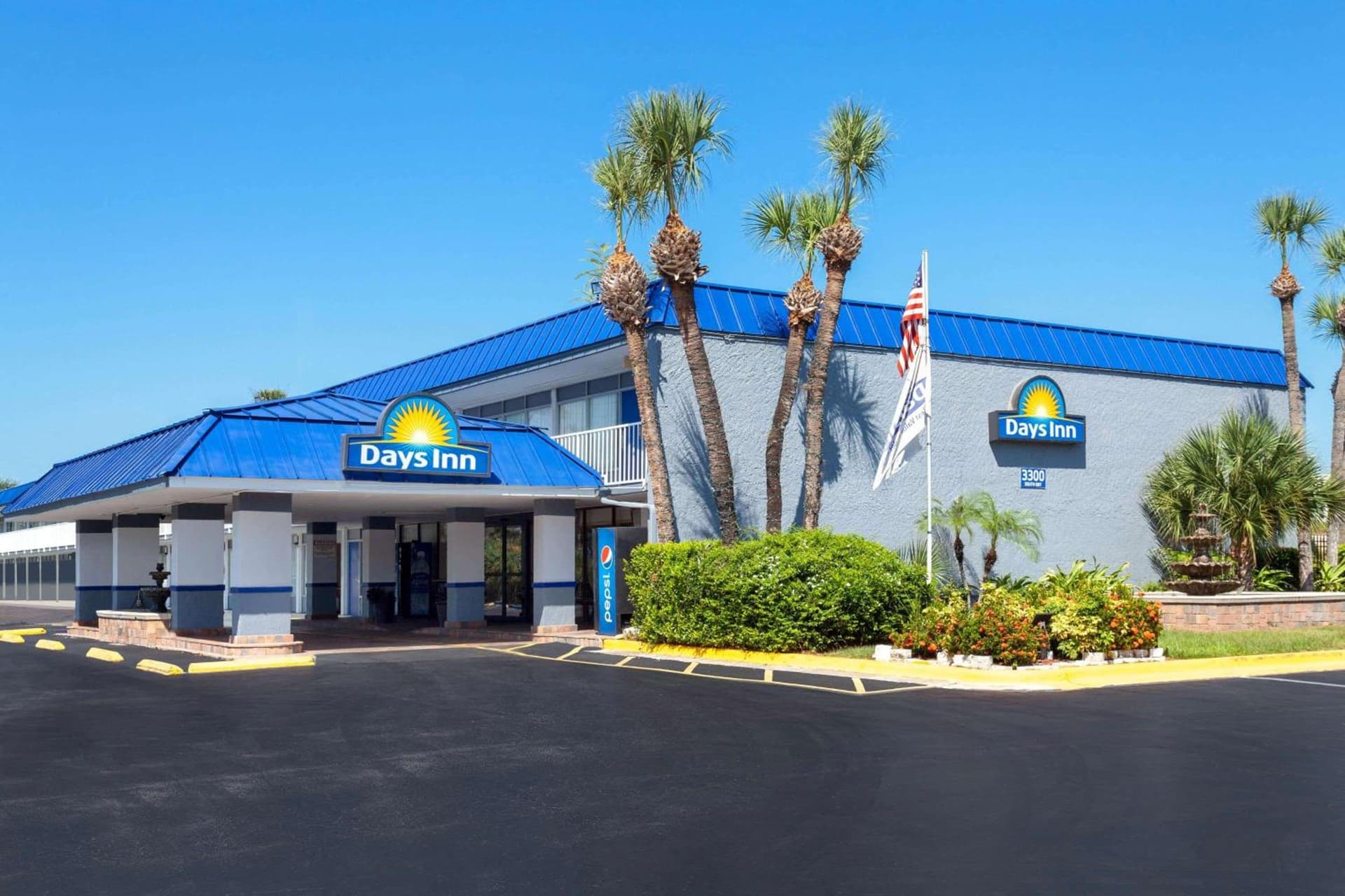 Days Inn by Wyndham Orlando Downtown featured exterior or lobby in Orlando, FL — similar hotel