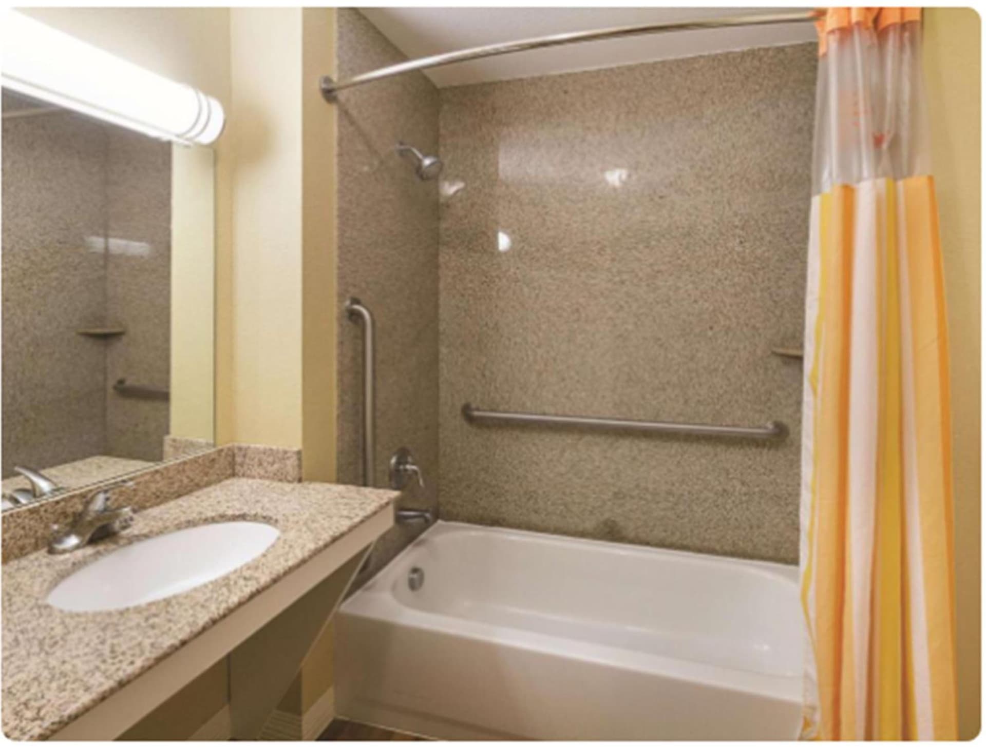 La Quinta by Wyndham Waxahachie gallery photo in Waxahachie, TX — image 32