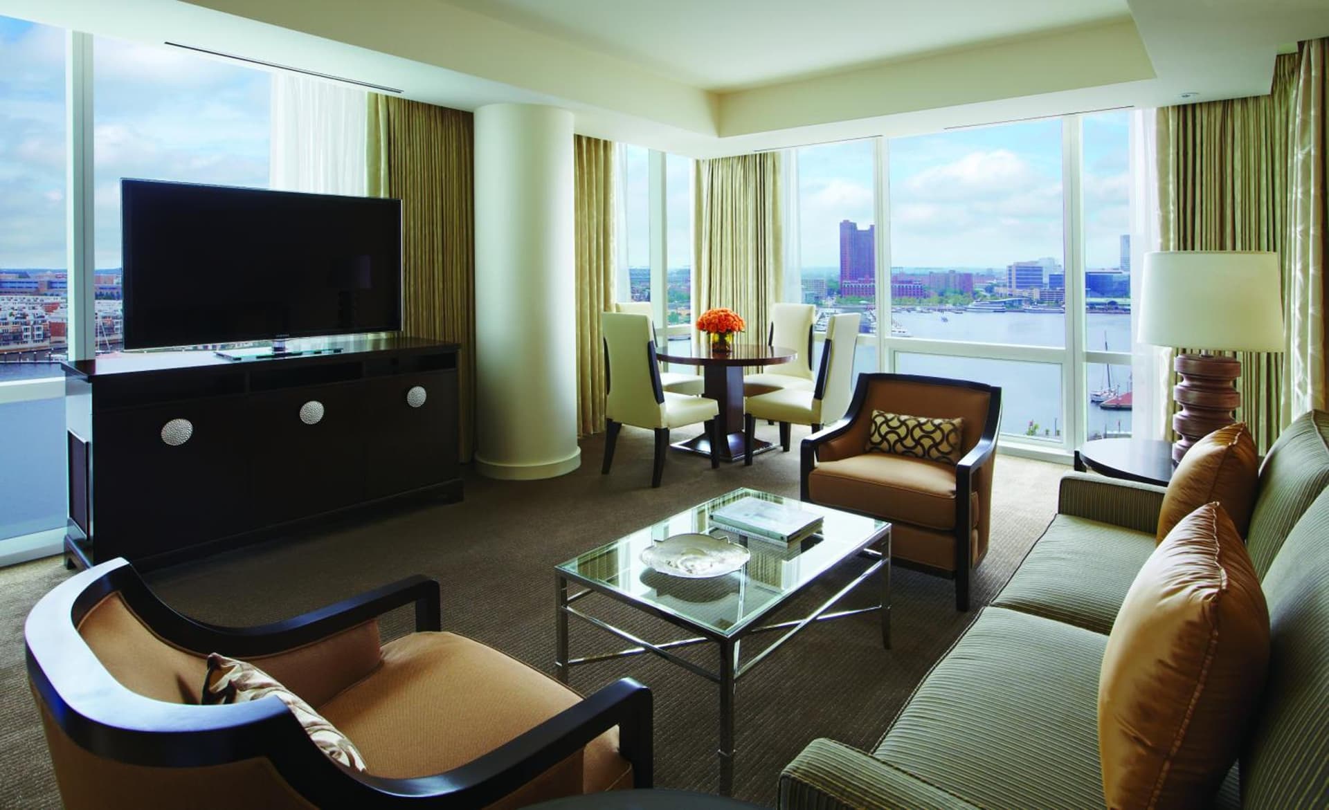 Four Seasons Baltimore gallery photo in Baltimore, MD — image 15