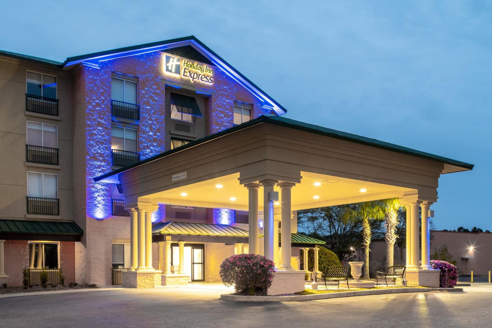 Holiday Inn Express Hotel & Suites Bluffton at Hilton Head Area by IHG featured exterior or lobby in Bluffton, SC — similar hotel