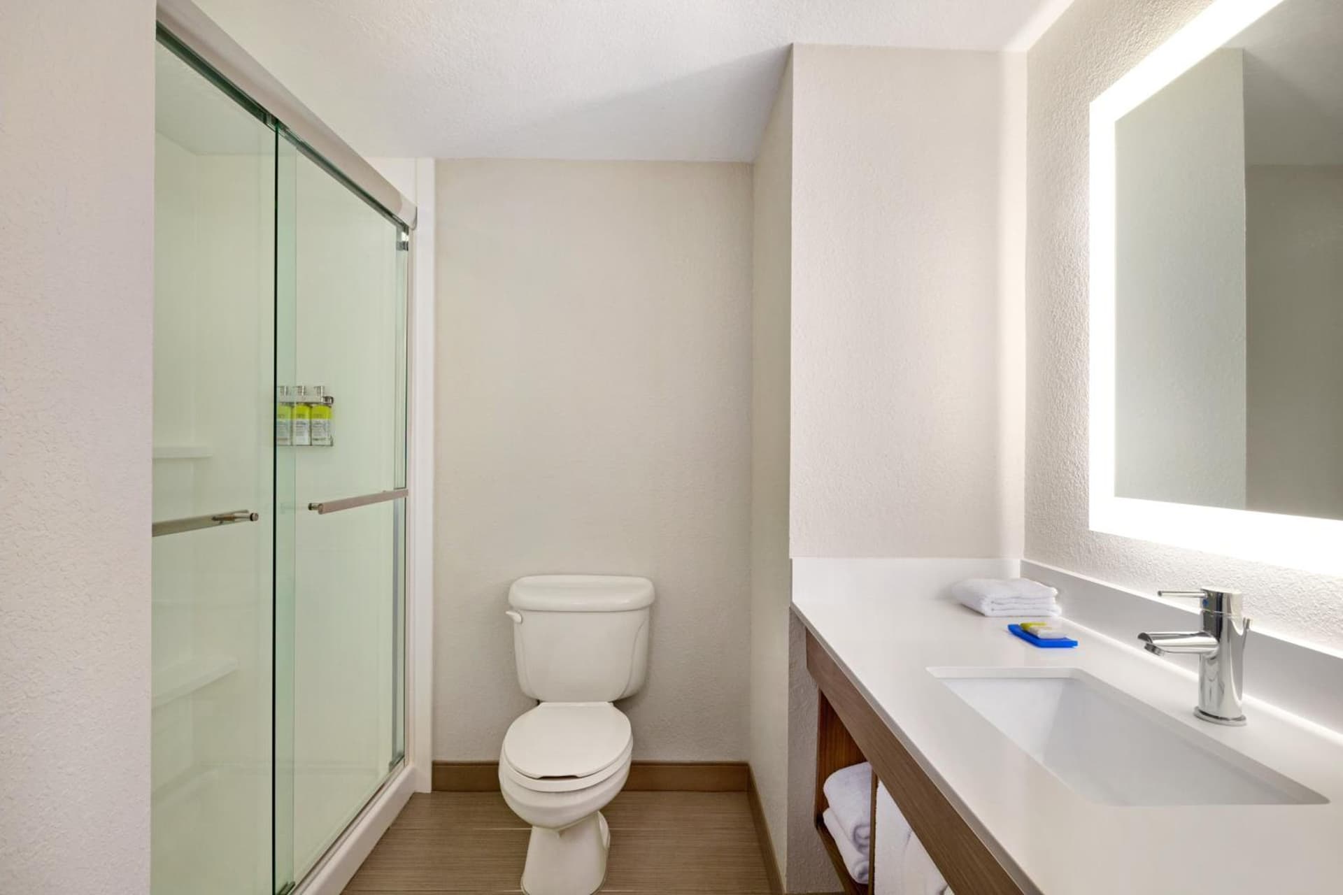 Holiday Inn Express & Suites Pembroke Pines-Sheridan St by IHG gallery photo in Pembroke Pines, FL — image 58
