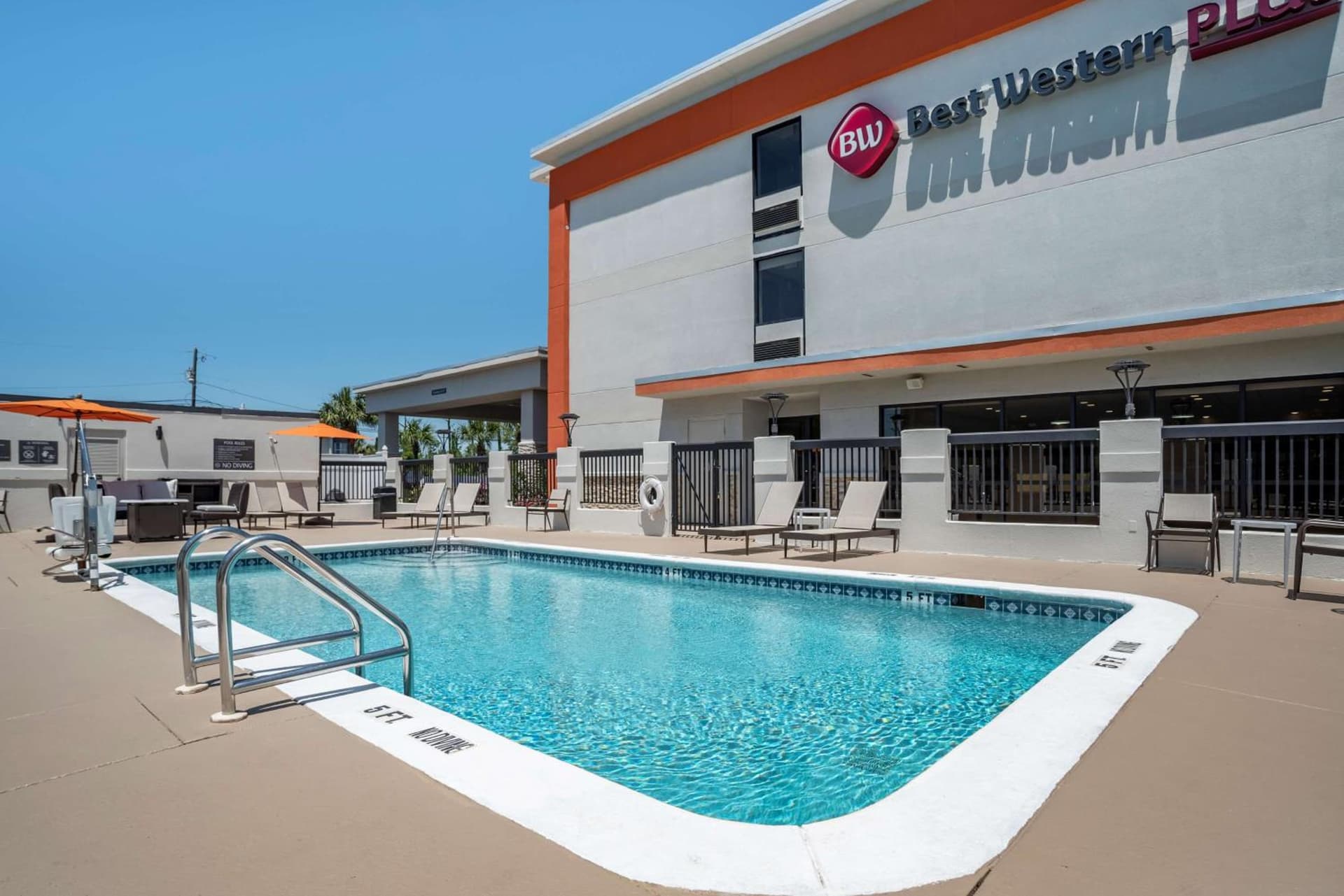 Best Western Plus Panama City Hotel gallery photo in Panama City, FL — image 28