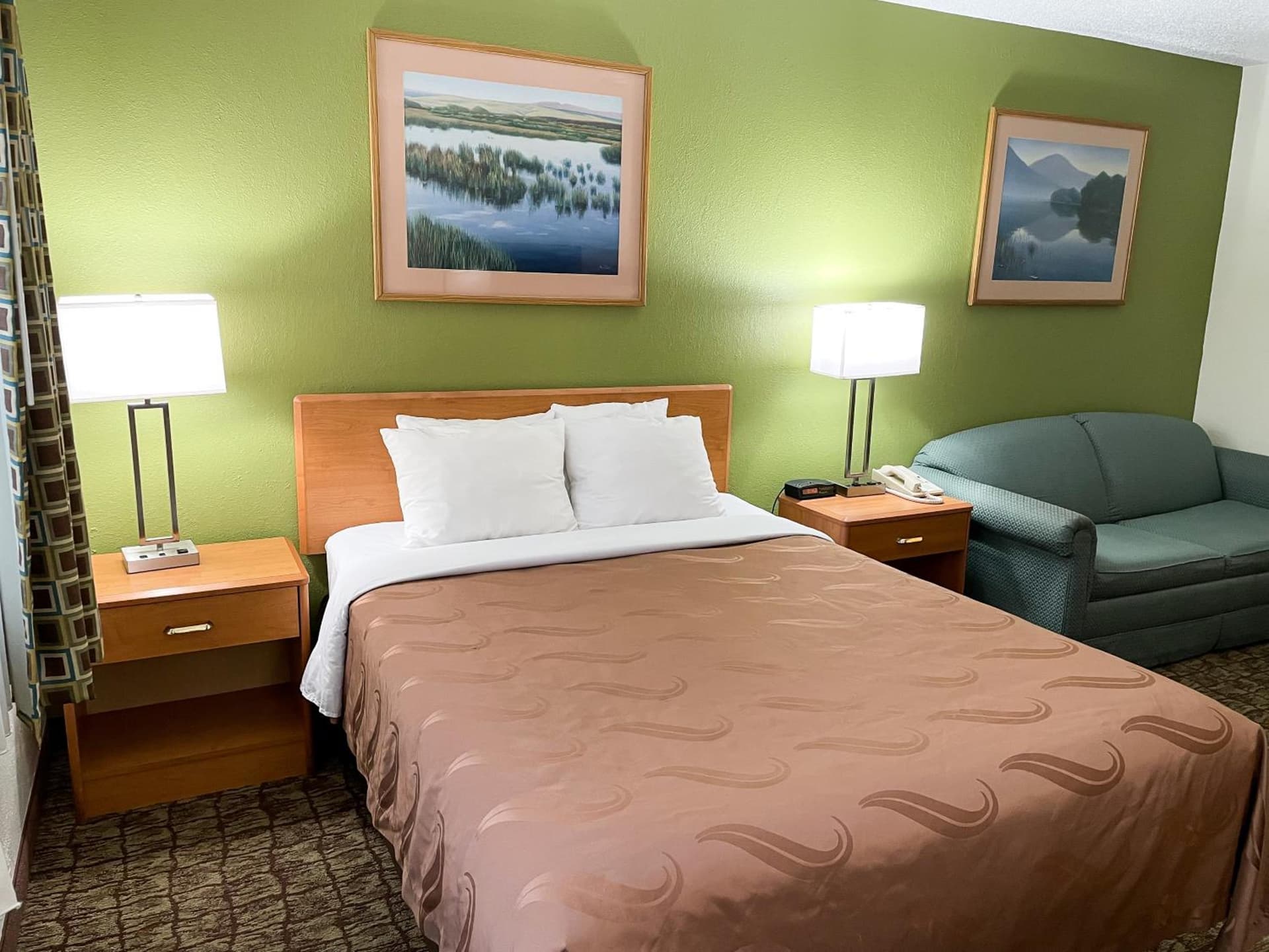 Hudson Inn & Suites gallery photo in Hudson, WI — image 21