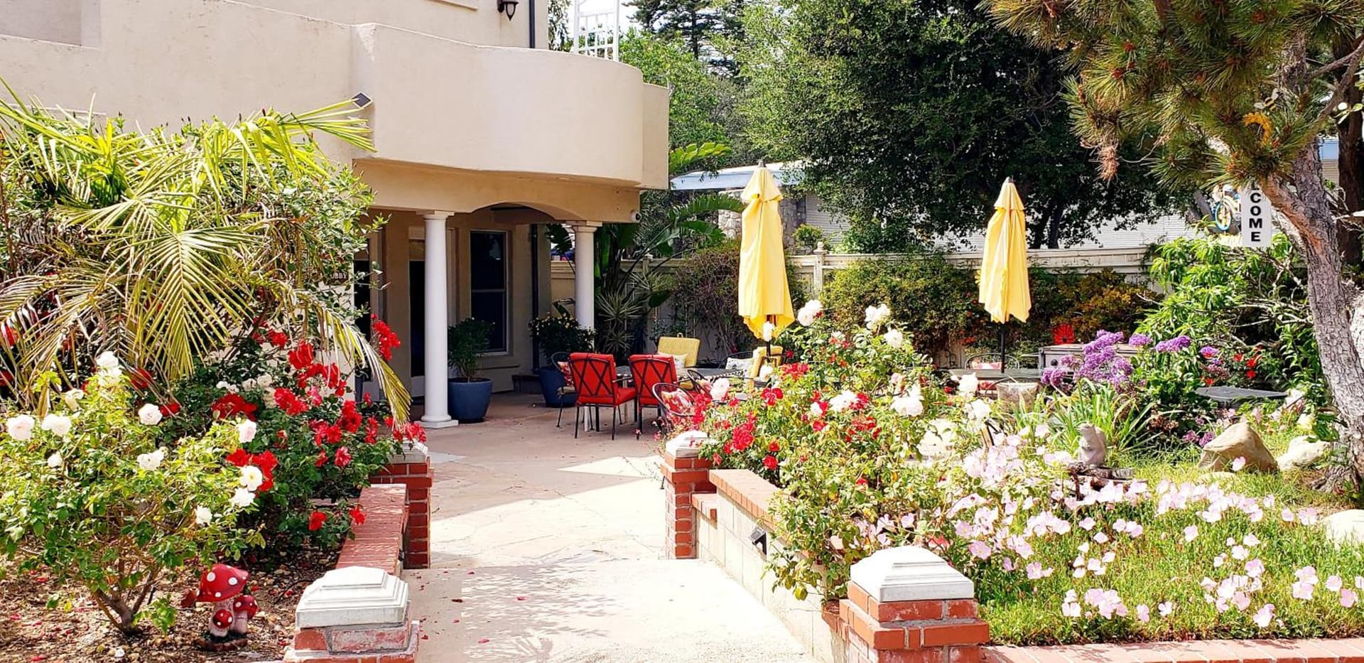 Santa Paula Inn property views in Santa Paula, CA — gallery photo 3