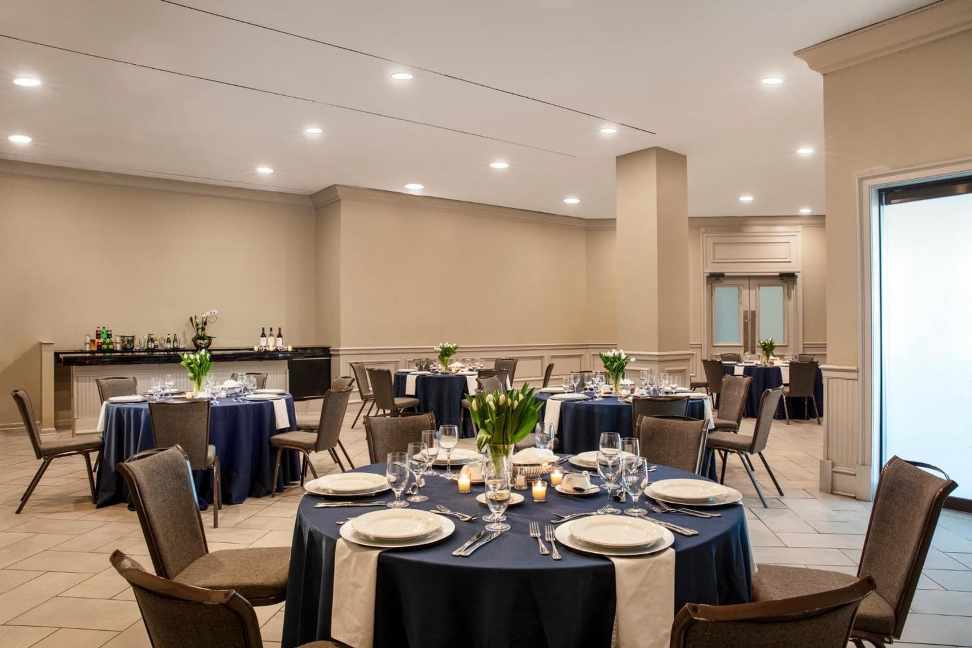 Hyatt Regency Birmingham - The Wynfrey Hotel interior in Birmingham, AL — gallery photo 2