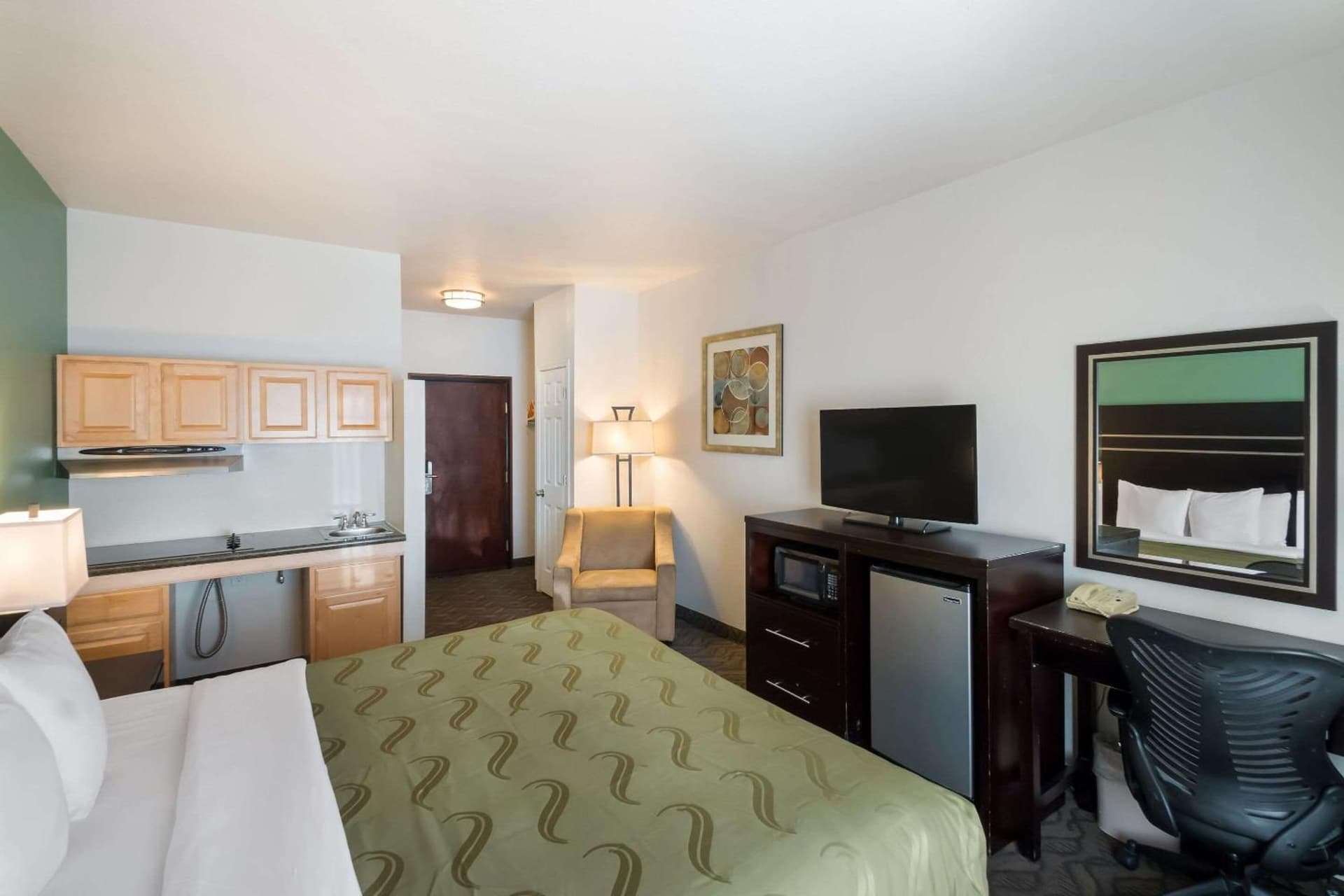 Quality Inn & Suites Salt Lake City Airport West gallery photo in Salt Lake City, UT — image 6