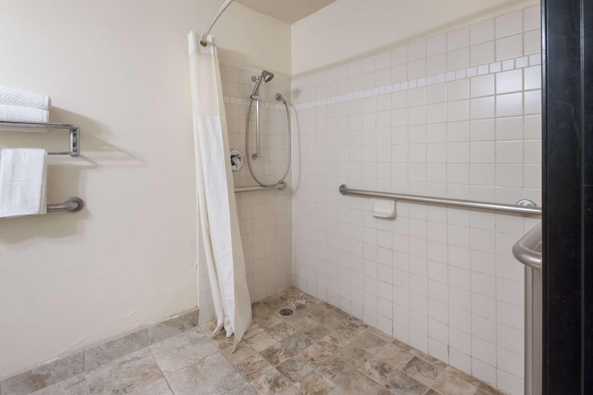 Quality Inn & Suites Salt Lake City Airport West gallery photo in Salt Lake City, UT — image 10