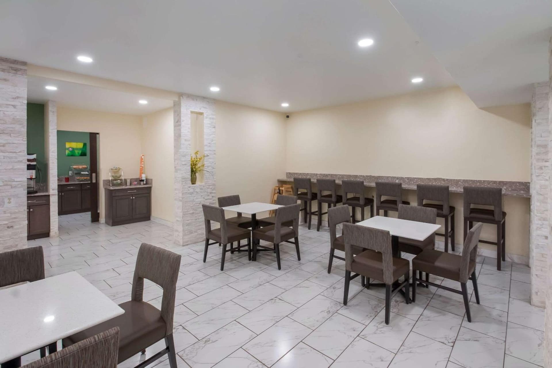 Quality Inn & Suites Salt Lake City Airport West gallery photo in Salt Lake City, UT — image 30
