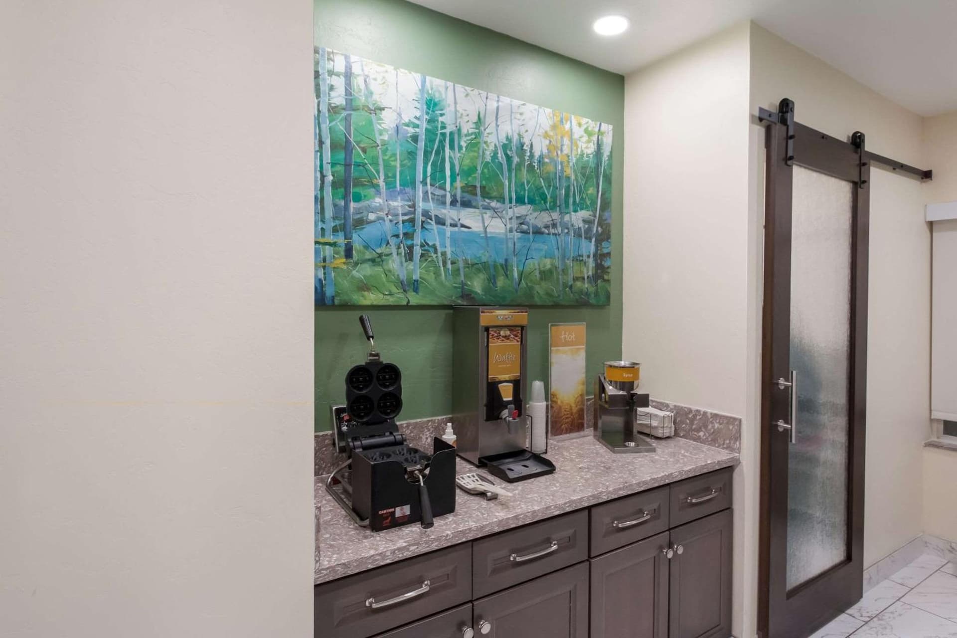 Quality Inn & Suites Salt Lake City Airport West gallery photo in Salt Lake City, UT — image 29