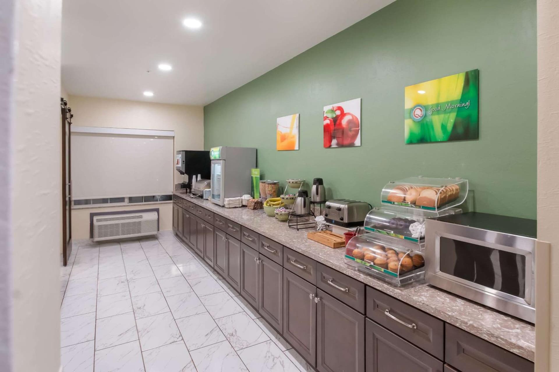 Quality Inn & Suites Salt Lake City Airport West gallery photo in Salt Lake City, UT — image 24