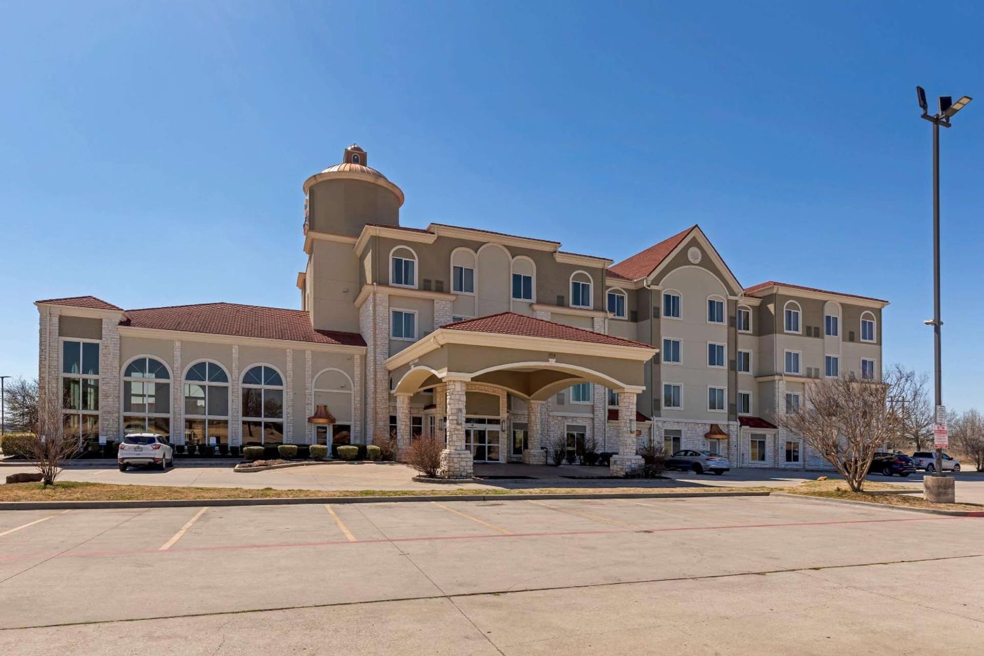 Comfort Suites Gainesville interior in Gainesville, TX — gallery photo 2