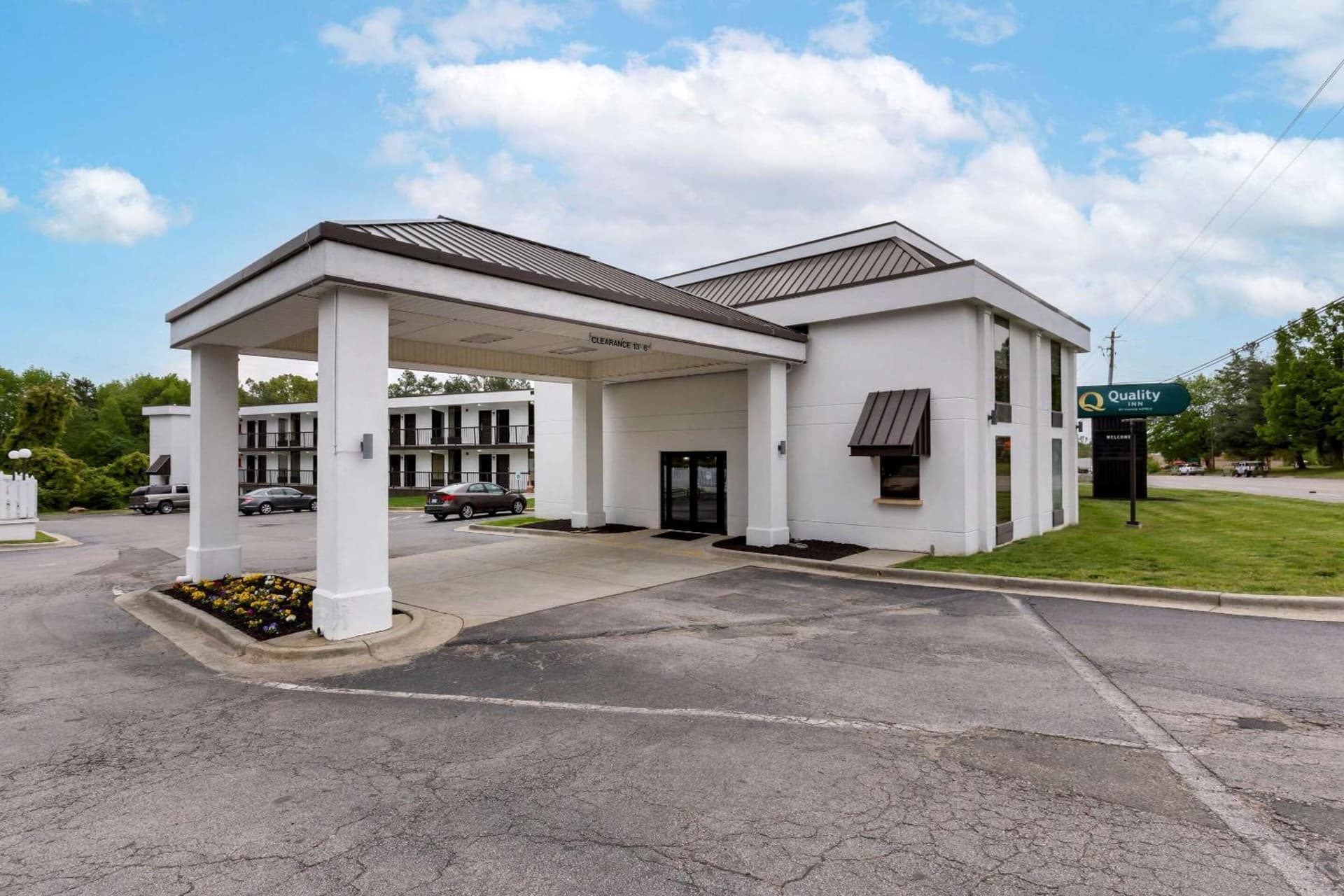 Quality Inn - Roxboro South featured exterior or lobby in Roxboro, NC — similar hotel