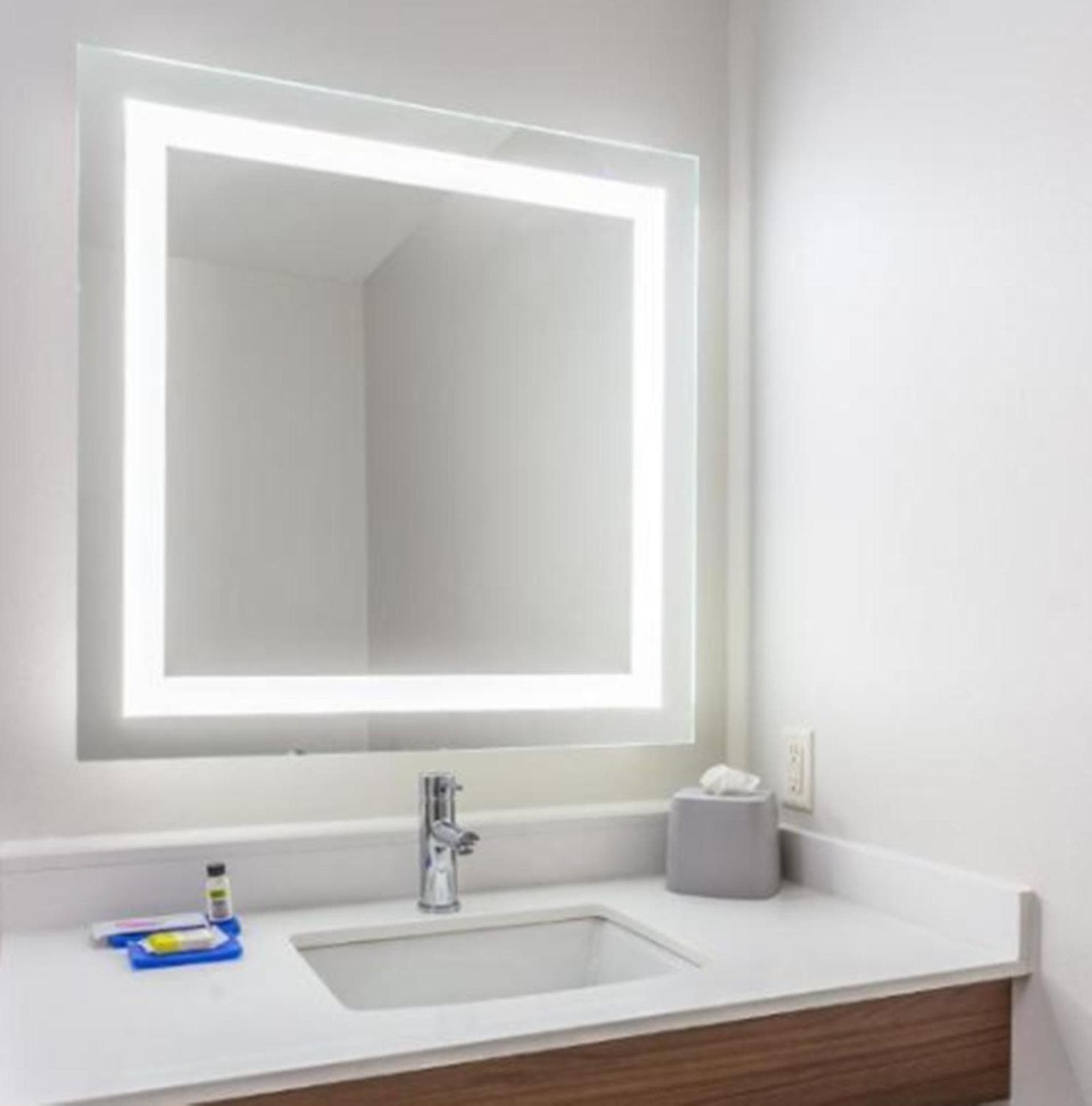 Holiday Inn Express & Suites Kearney by IHG property views in Kearney, MO — gallery photo 3