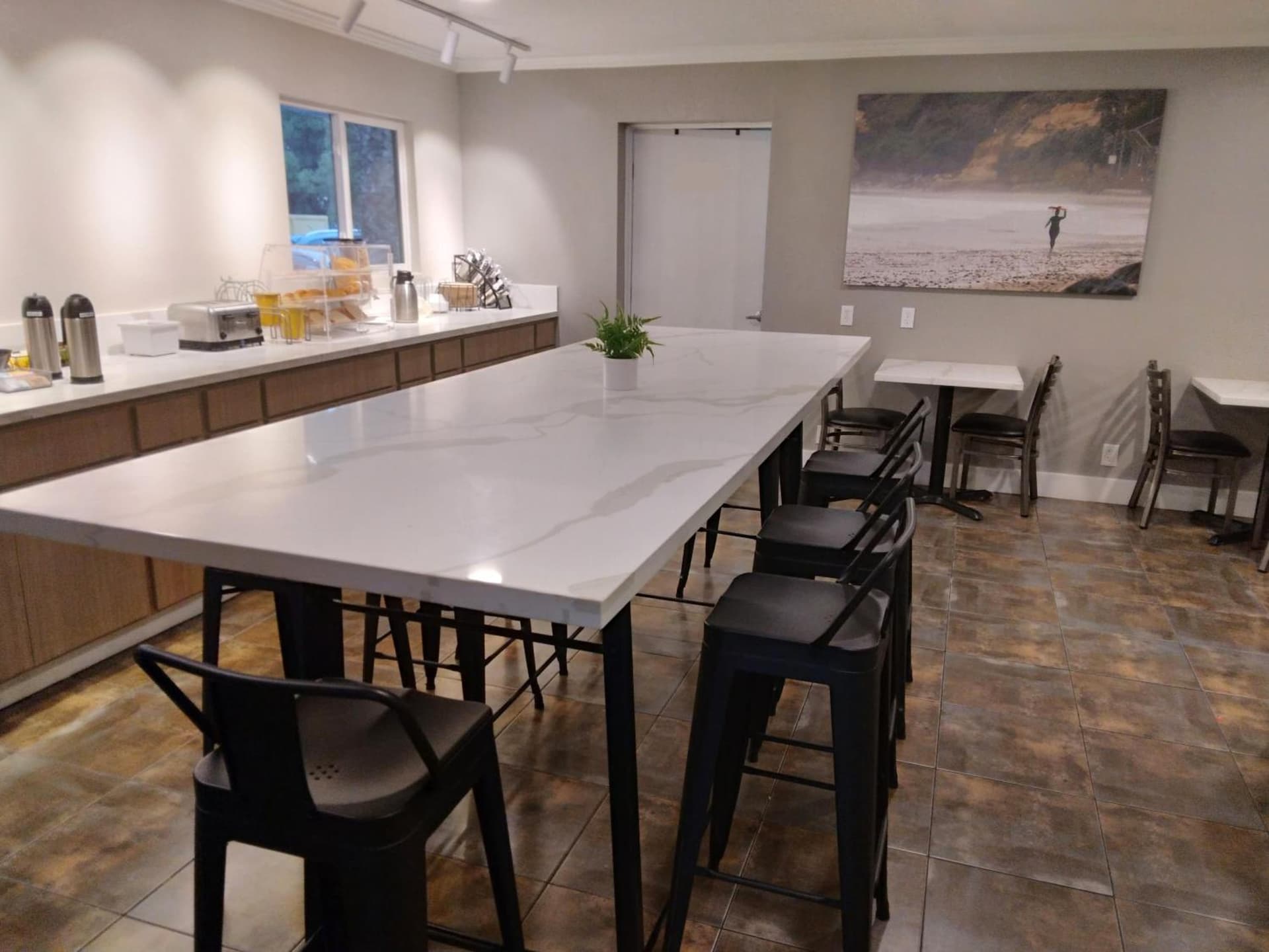 SureStay Hotel by Best Western Chula Vista San Diego Bay gallery photo in Chula Vista, CA — image 8