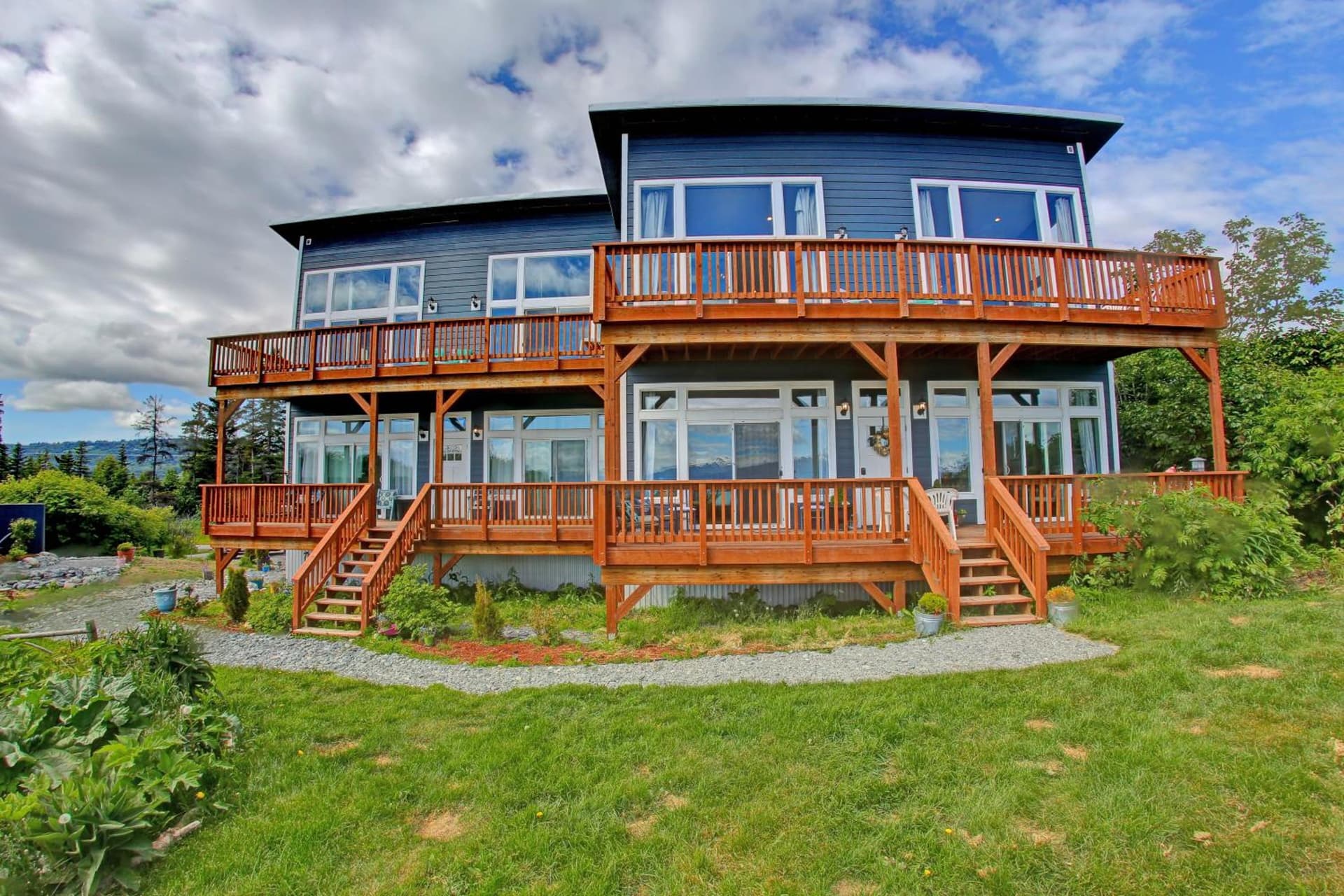 The Lighthouse — hotel in Homer, Alaska