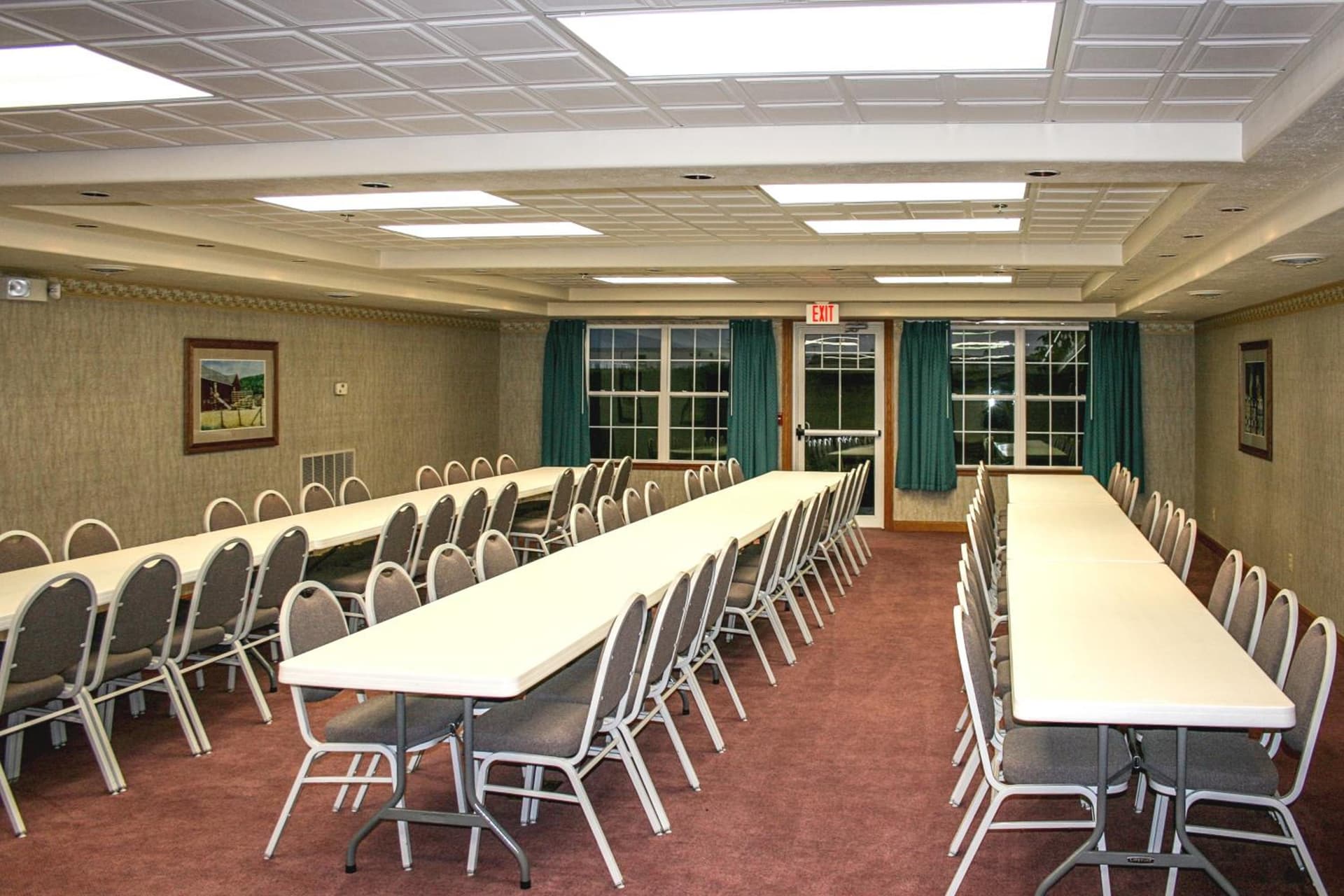 Van Buren Hotel gallery photo in Shipshewana, IN — image 54