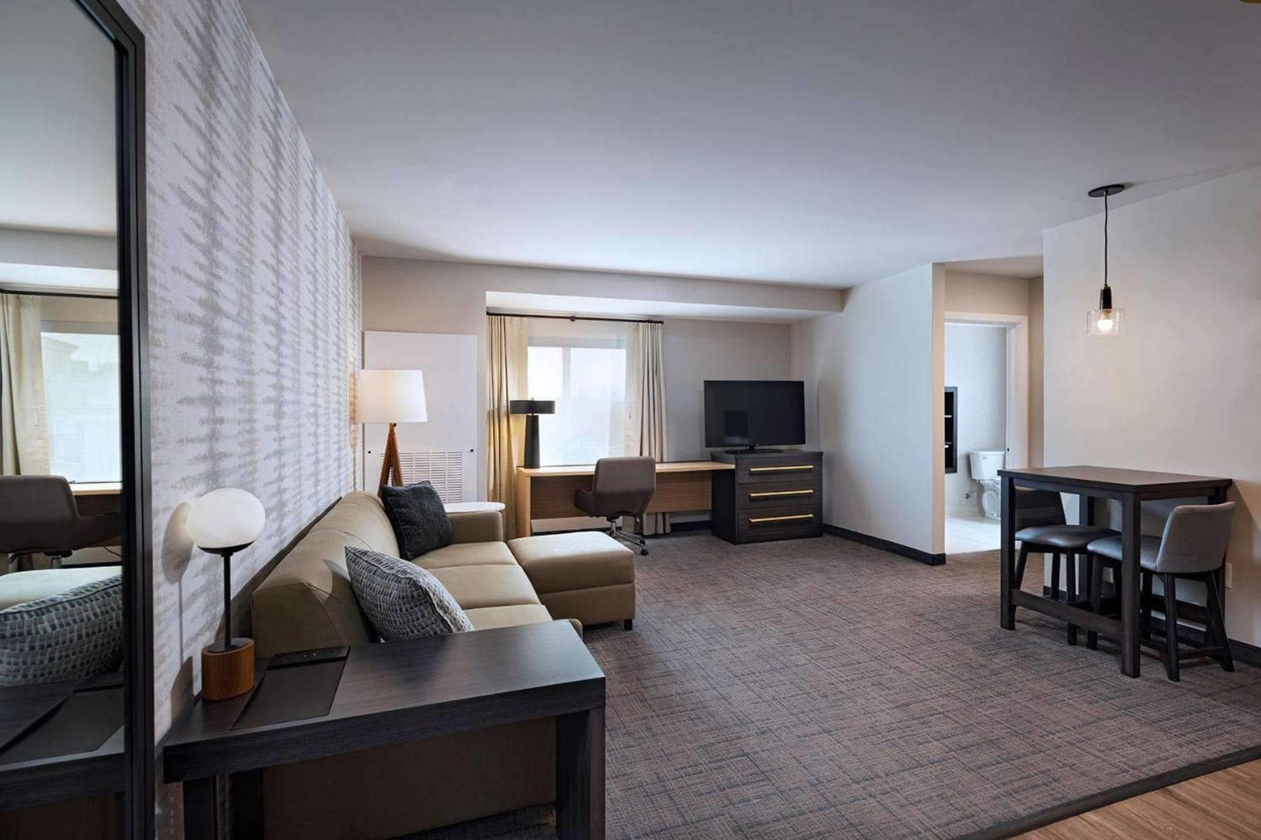 Residence Inn New Brunswick Tower Center Blvd. interior in East Brunswick — gallery photo 2