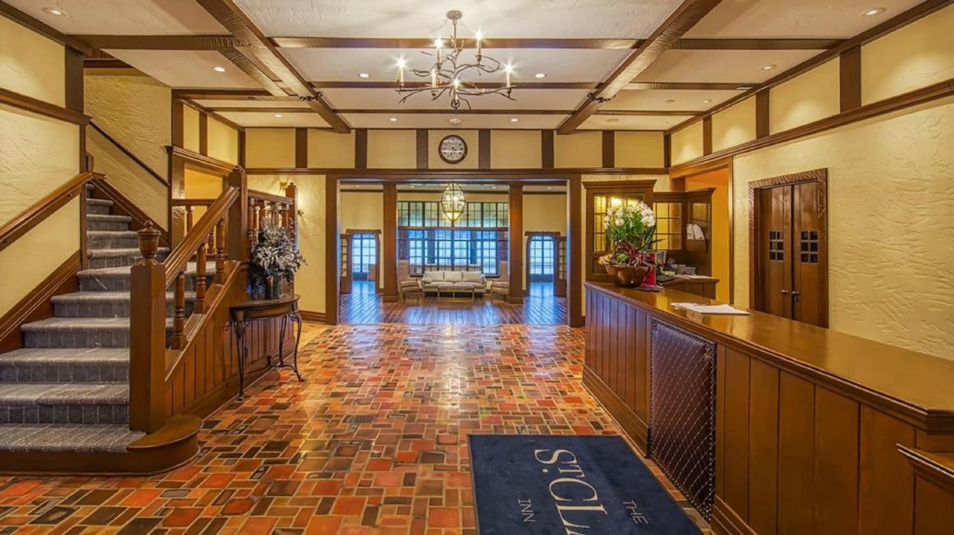 St. Clair Inn interior in St. Clair, MI — gallery photo 2