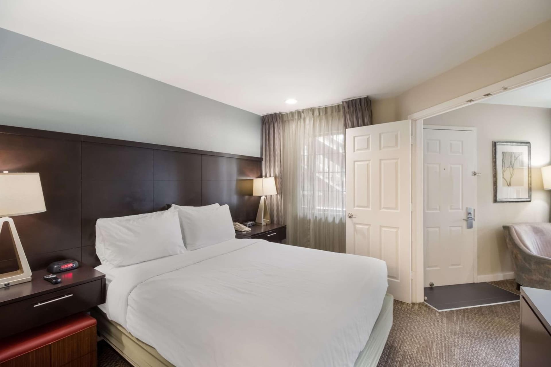 Sonesta ES Suites Torrance Redondo Beach gallery photo in Torrance, CA — image 8