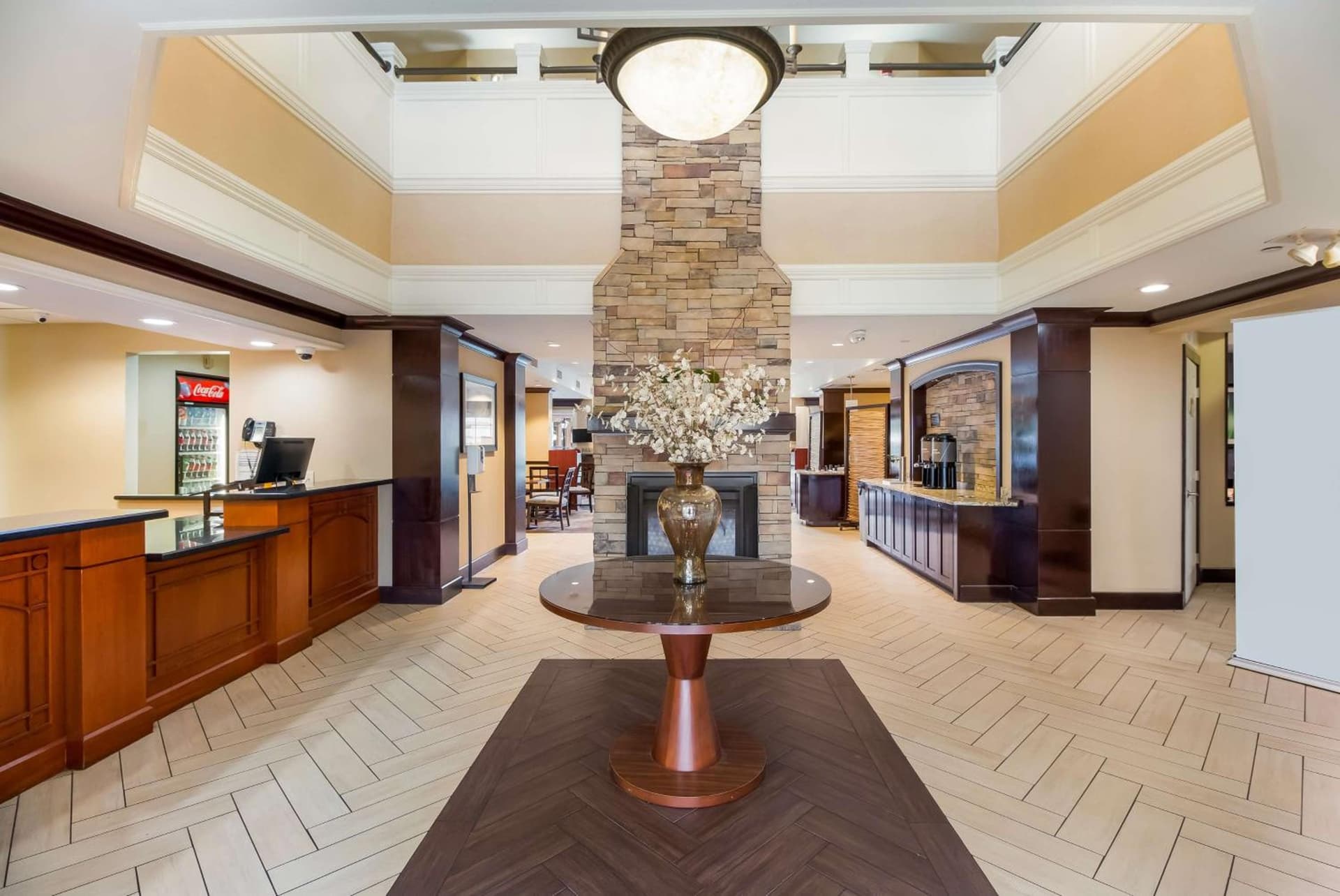 Sonesta ES Suites Torrance Redondo Beach gallery photo in Torrance, CA — image 9