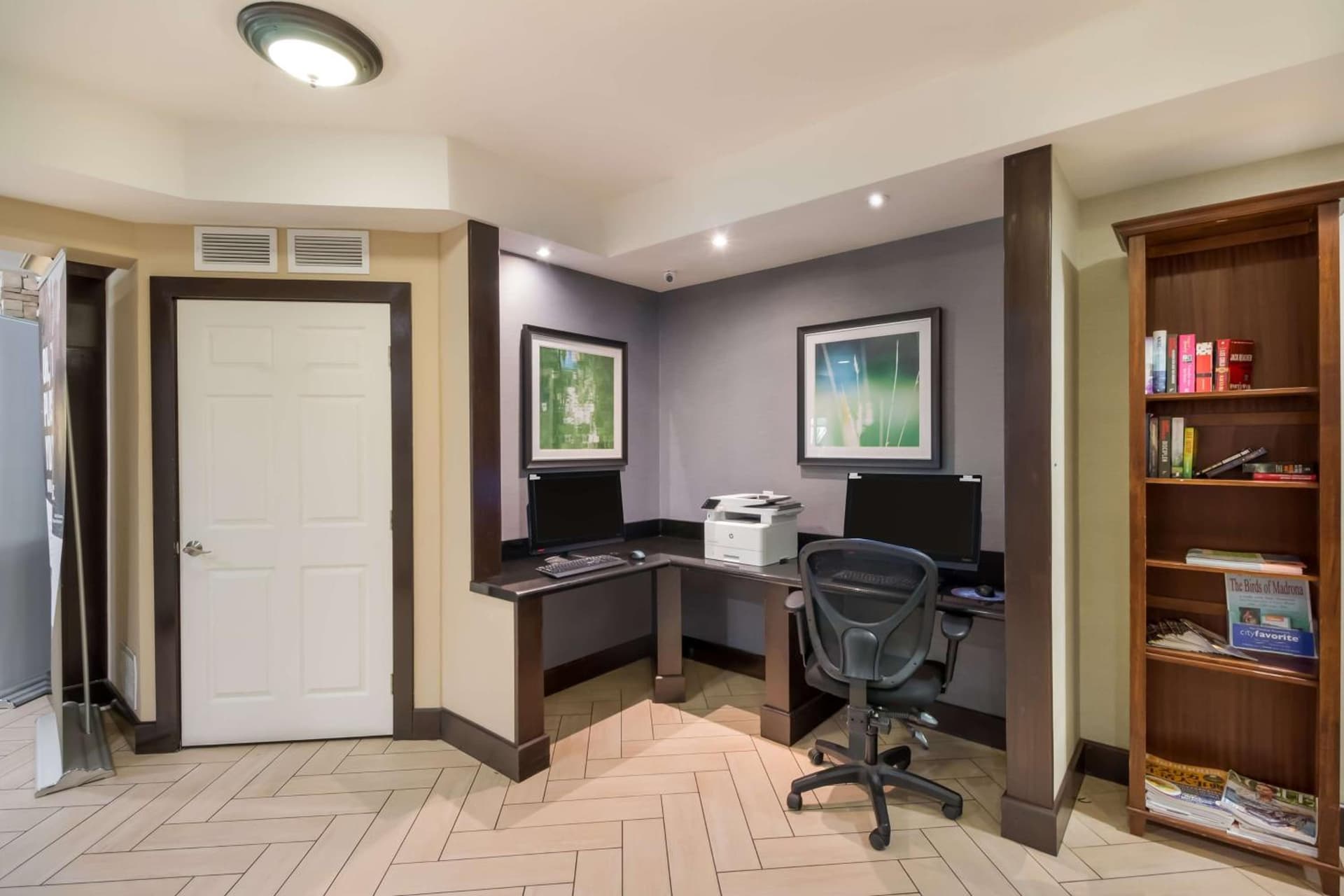 Sonesta ES Suites Torrance Redondo Beach gallery photo in Torrance, CA — image 22