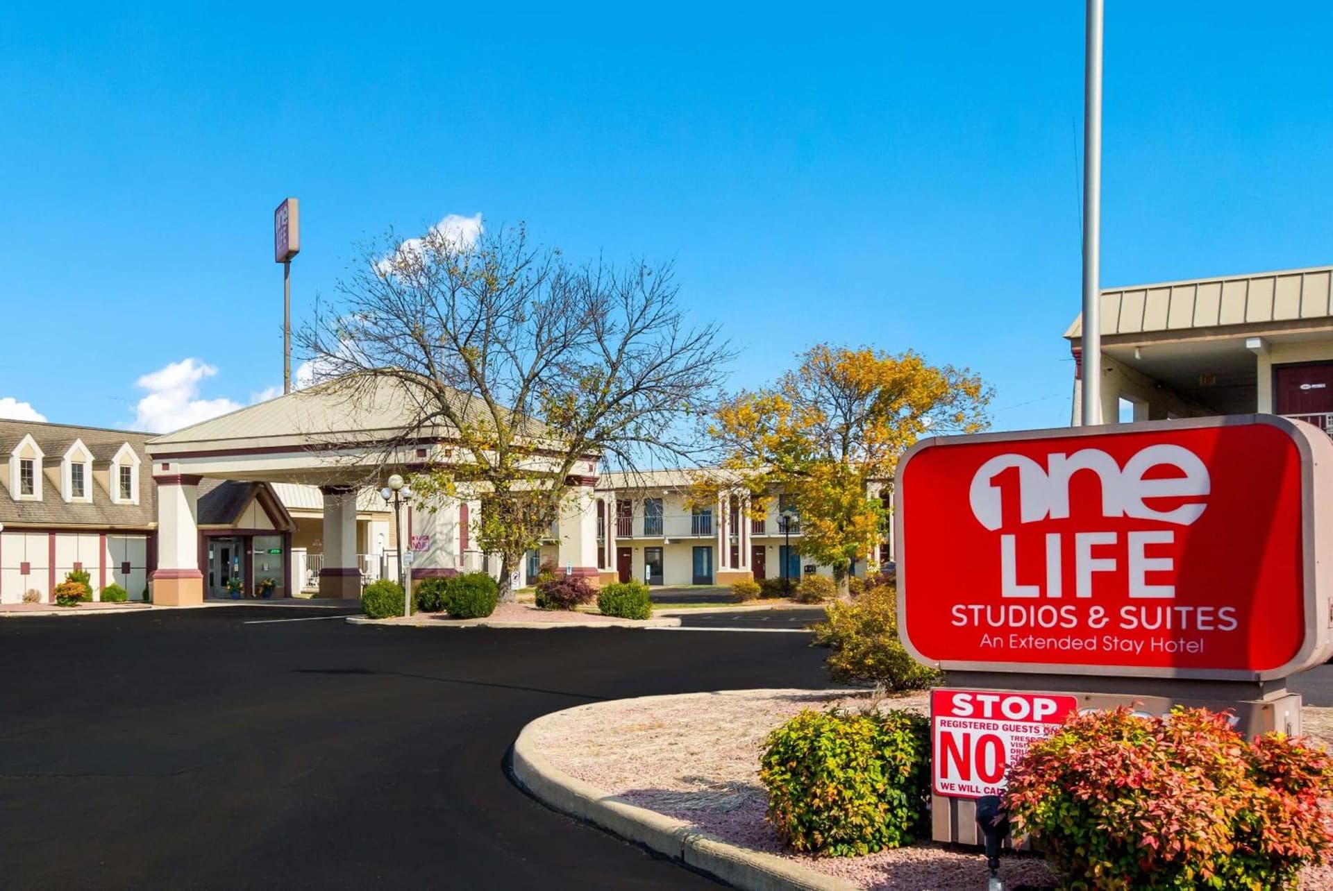 One life studio and suites featured exterior or lobby in Evansville, IN — similar hotel