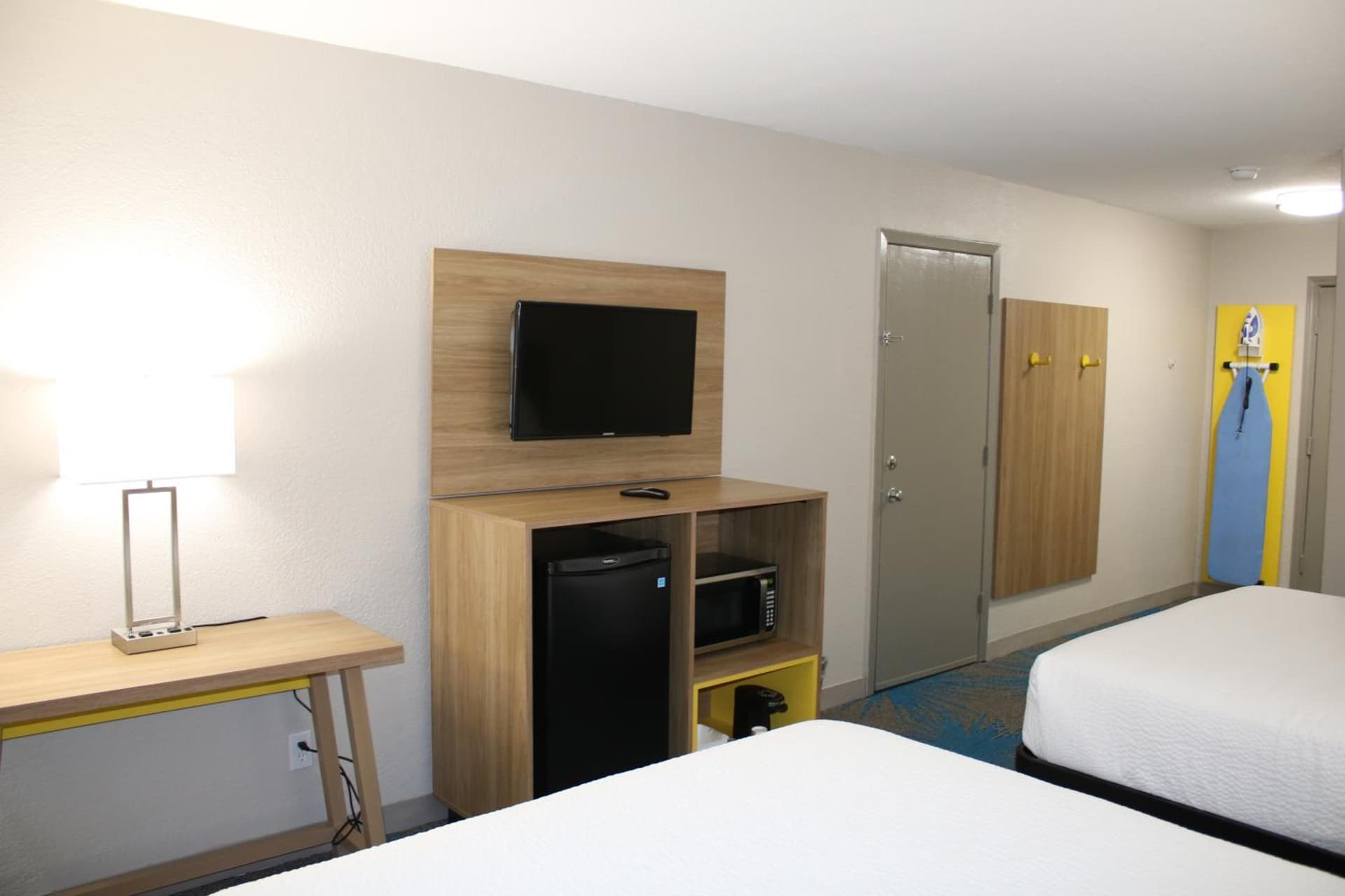 Days Inn by Wyndham Waco University Area gallery photo in Waco, TX — image 11