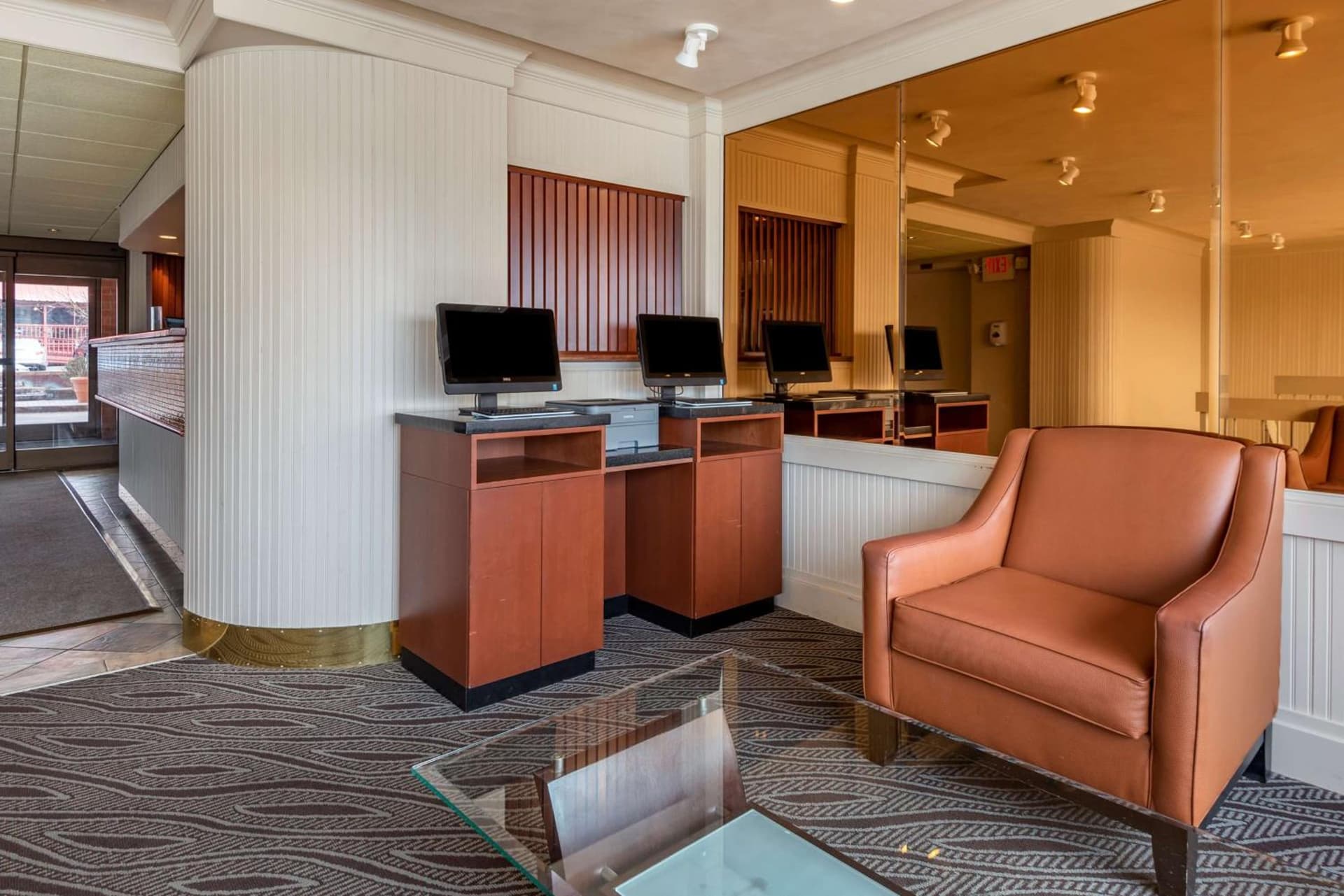 Best Western Plus Oswego Hotel and Conference Center property views in Oswego, NY — gallery photo 3