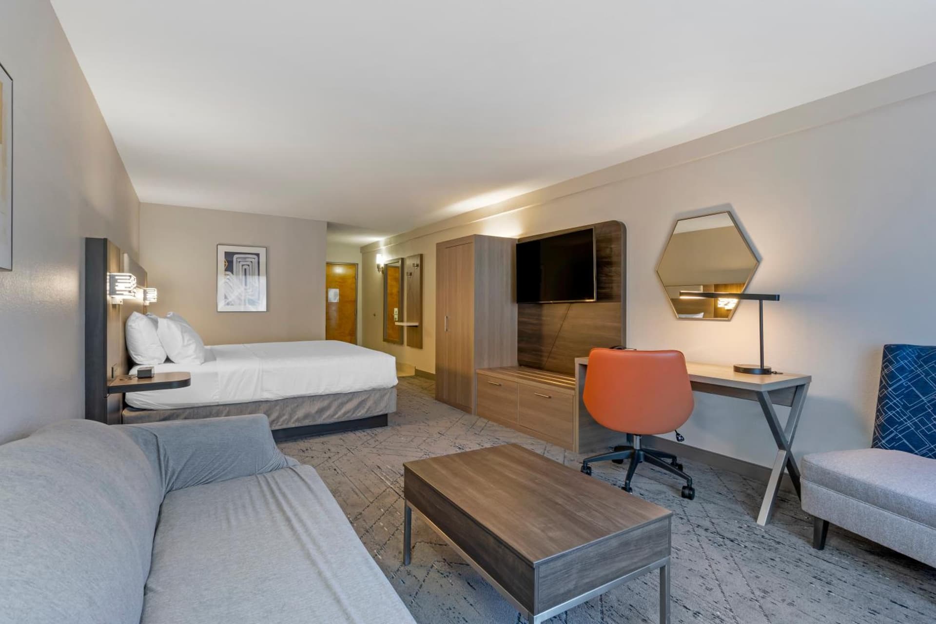 Holiday Inn Express Hotel & Suites - The Villages by IHG gallery photo in The Villages, FL — image 118