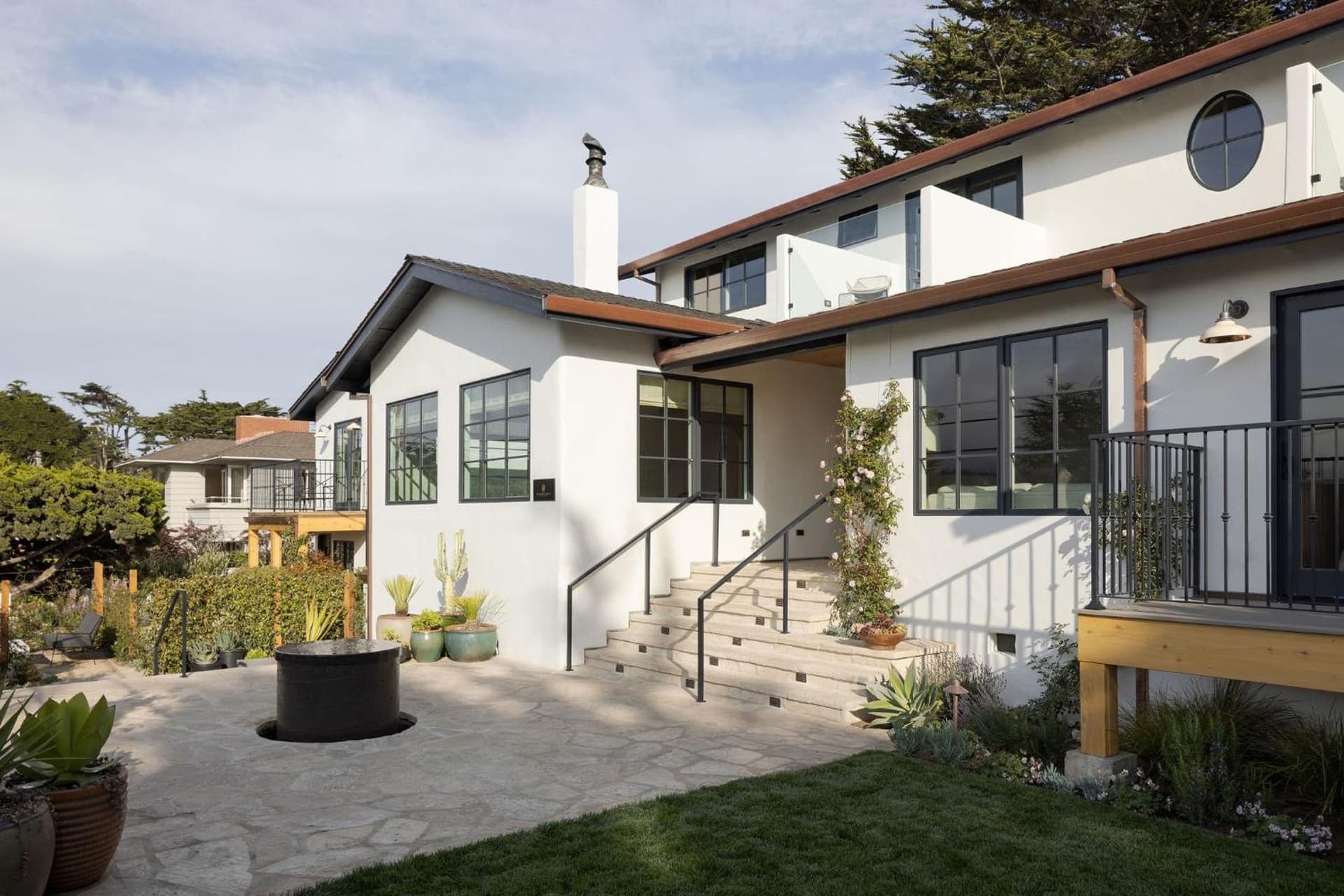 Villa Mara Carmel featured exterior or lobby in Carmel, CA — similar hotel