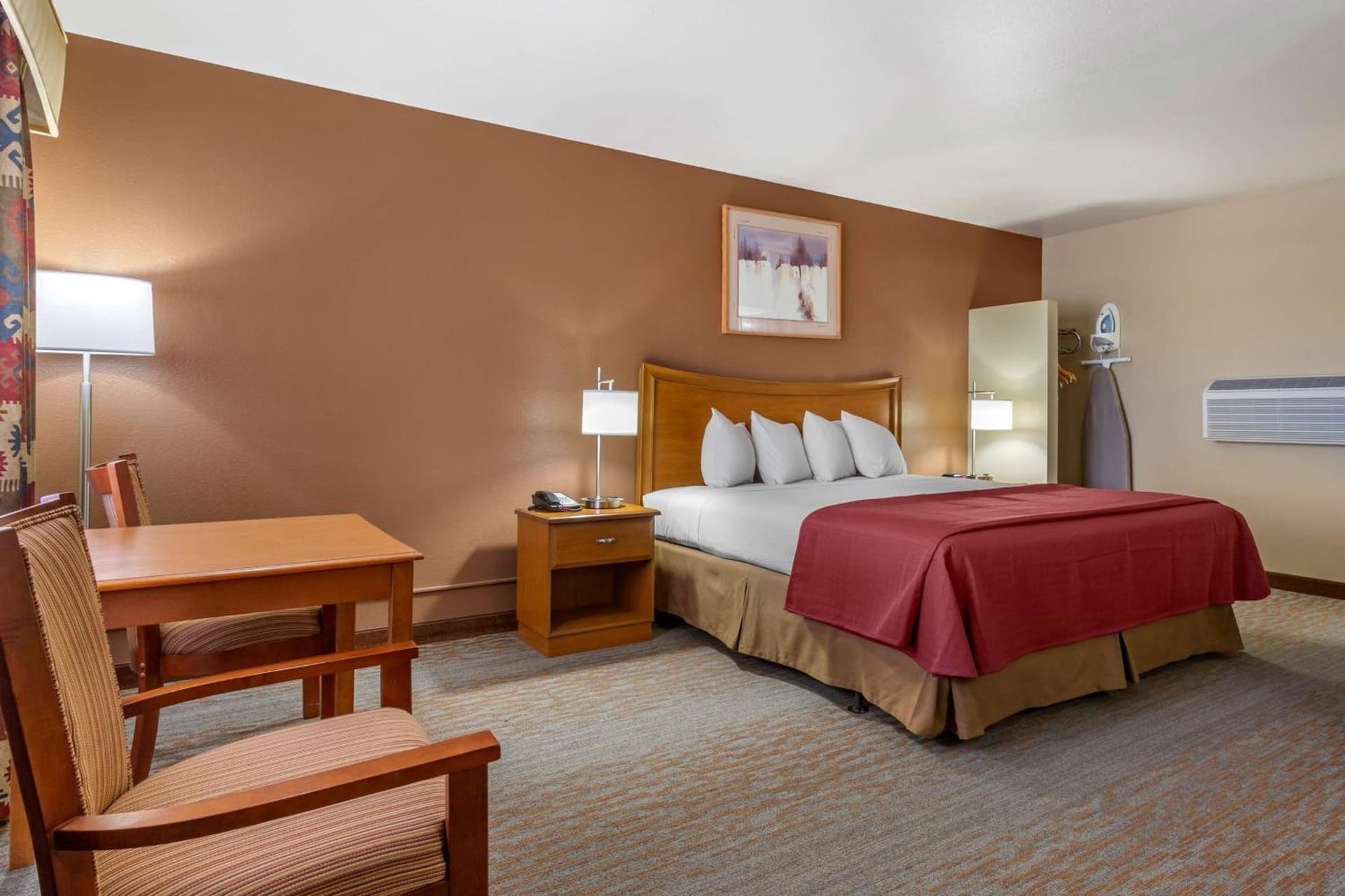 Best Western Canyon De Chelly Inn property views in Chinle, AZ — gallery photo 3