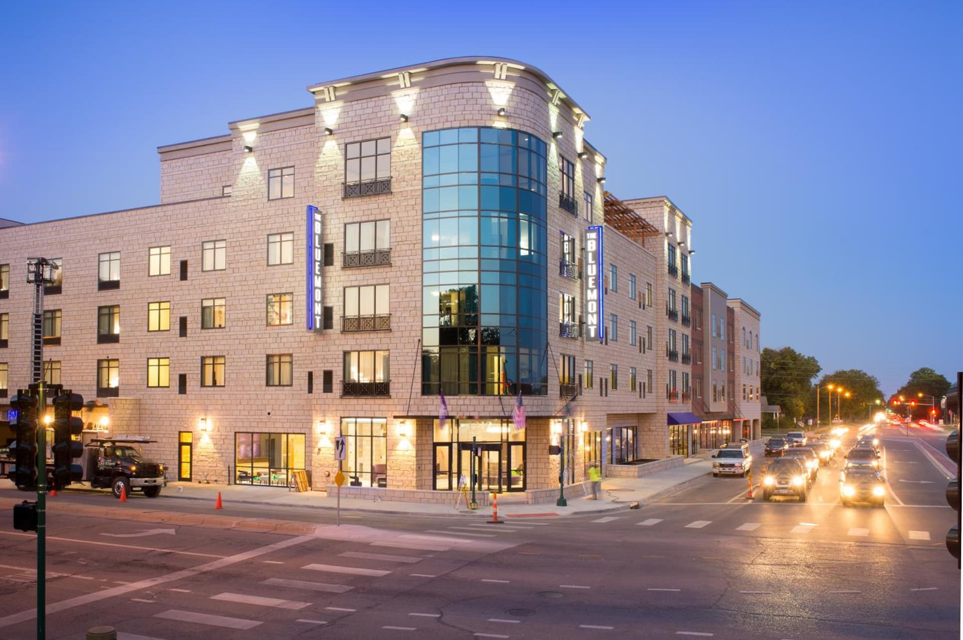 Bluemont Hotel — hotel in Manhattan, Kansas
