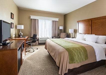 Comfort Inn Midland South I-20 interior in Midland, TX — gallery photo 2