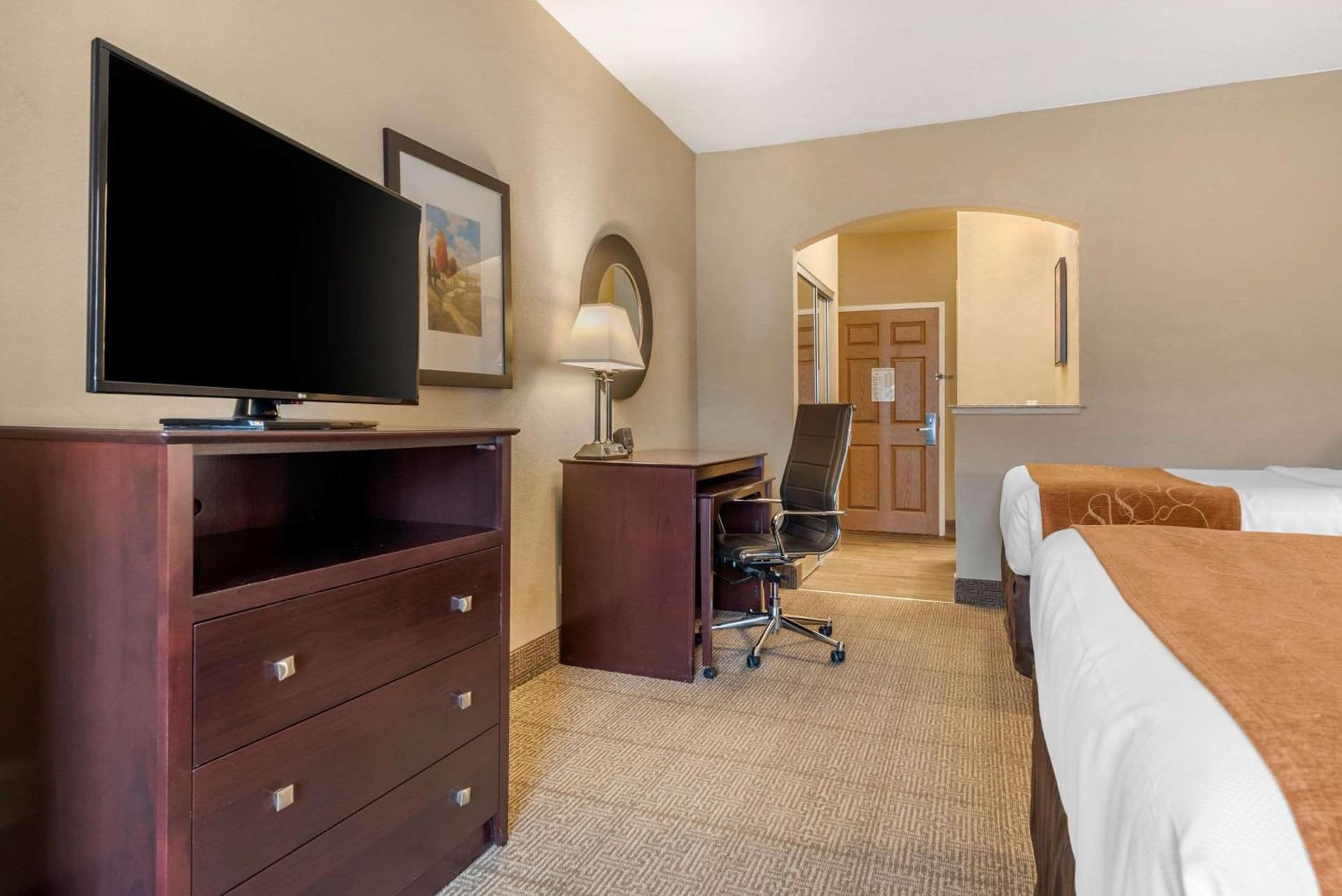 Comfort Suites near Route 66 gallery photo in Springfield, IL — image 8
