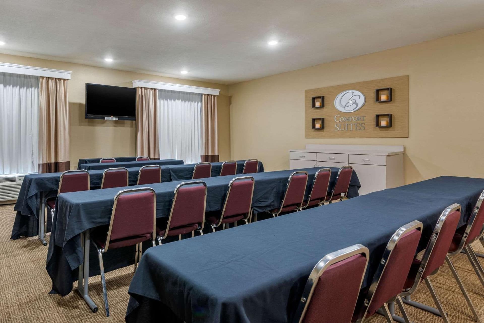 Comfort Suites near Route 66 gallery photo in Springfield, IL — image 20