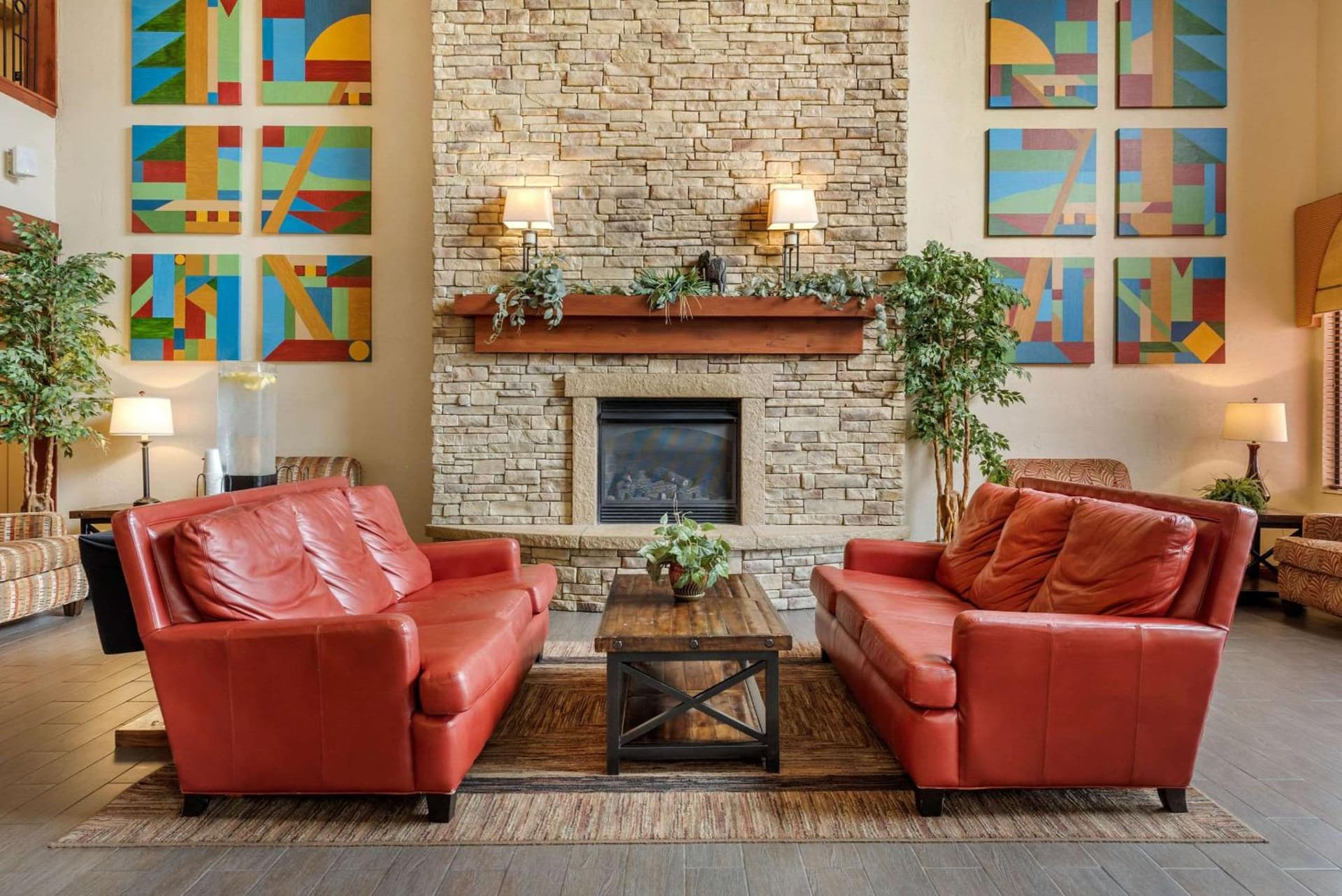 Comfort Suites near Route 66 gallery photo in Springfield, IL — image 27