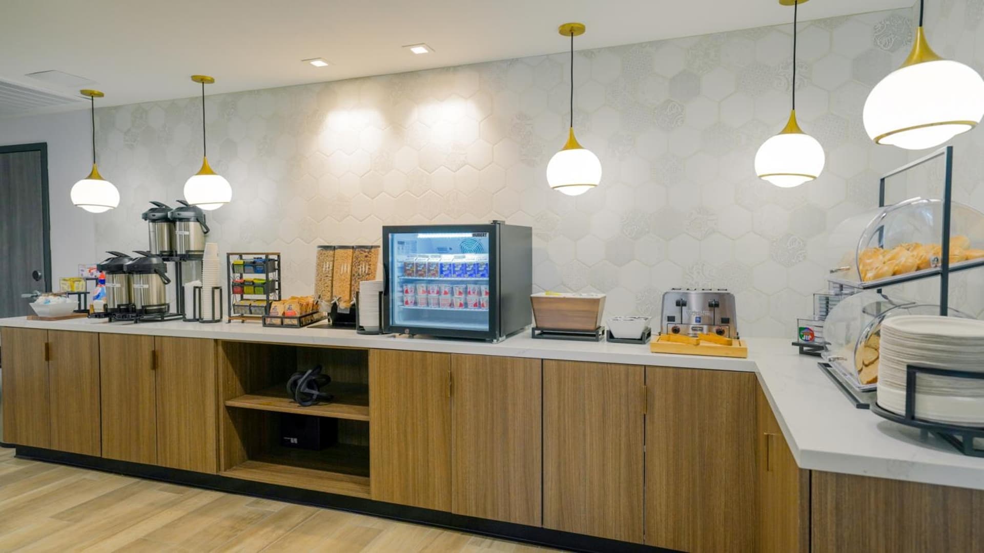 La Quinta Inn & Suites by Wyndham Santa Cruz gallery photo in Santa Cruz, CA — image 13
