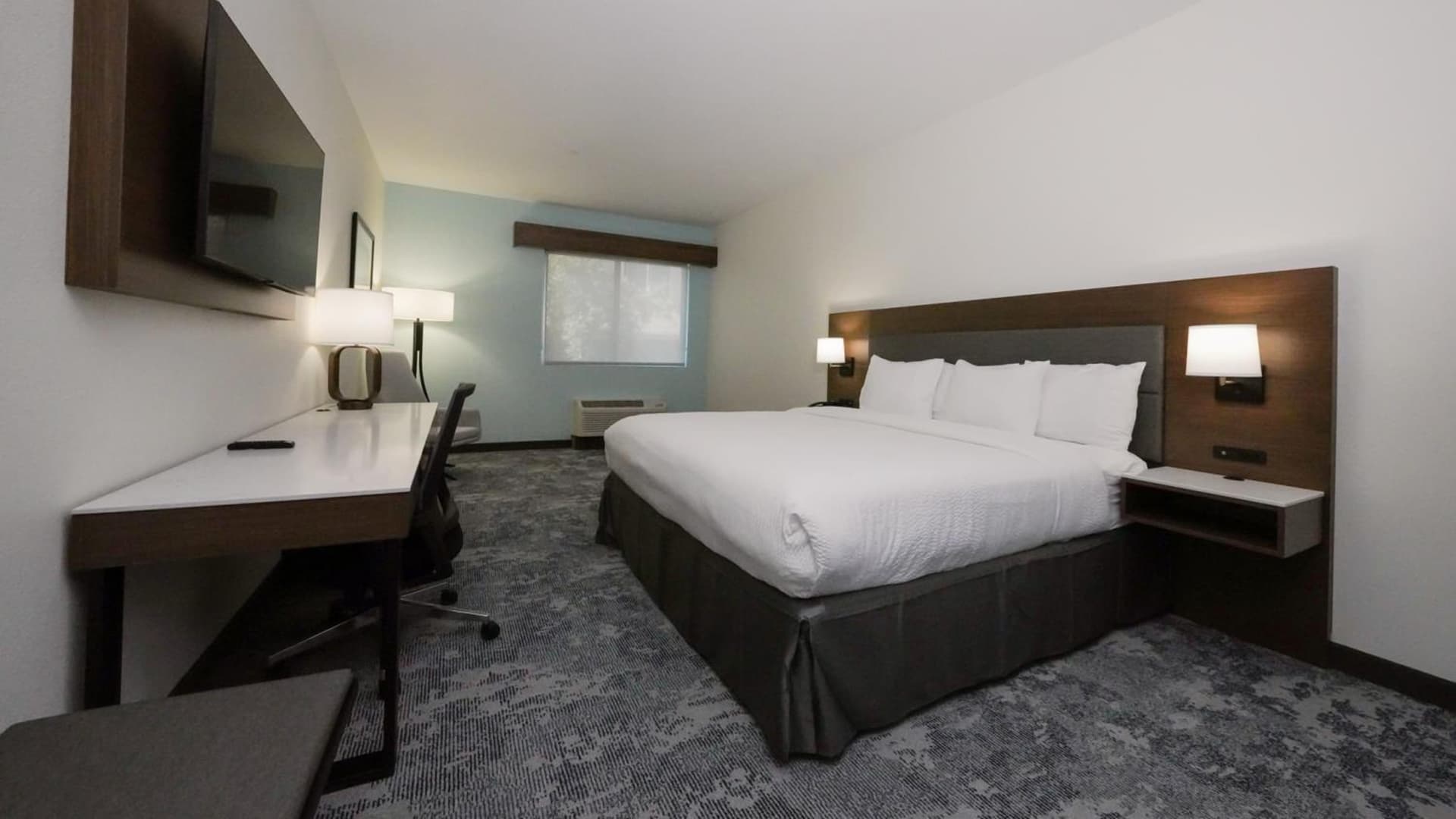 La Quinta Inn & Suites by Wyndham Santa Cruz gallery photo in Santa Cruz, CA — image 121