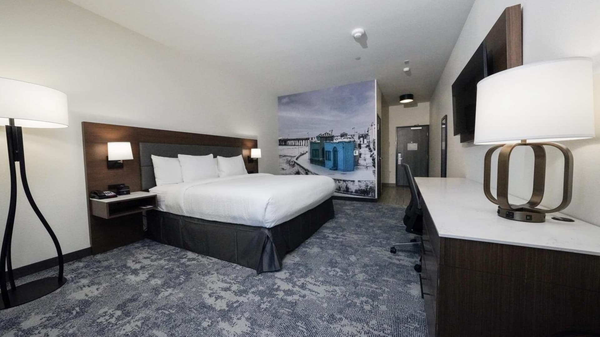 La Quinta Inn & Suites by Wyndham Santa Cruz gallery photo in Santa Cruz, CA — image 67
