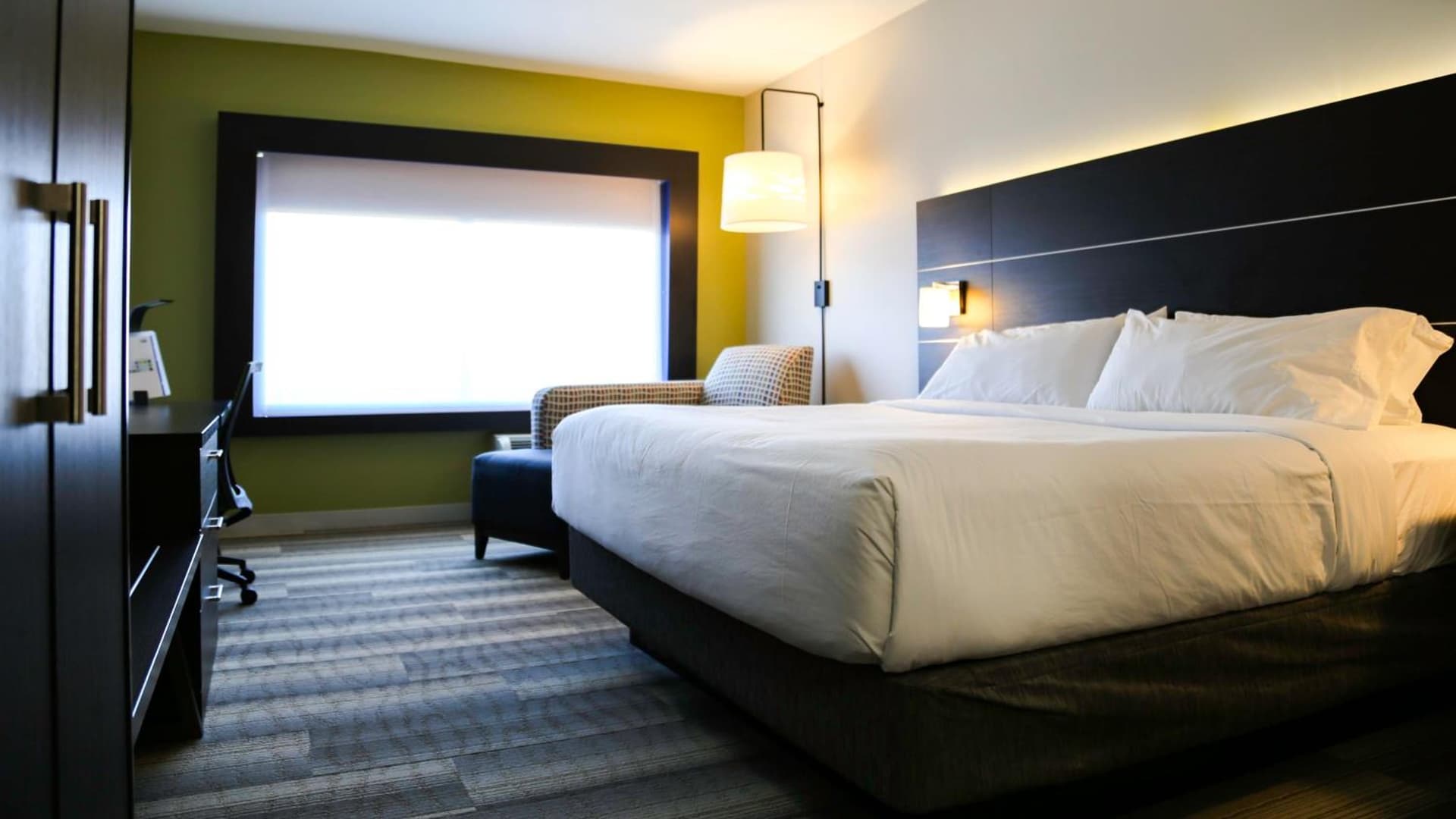 Holiday Inn Express & Suites Kingston-Ulster by IHG gallery photo in Lake Katrine, NY — image 32