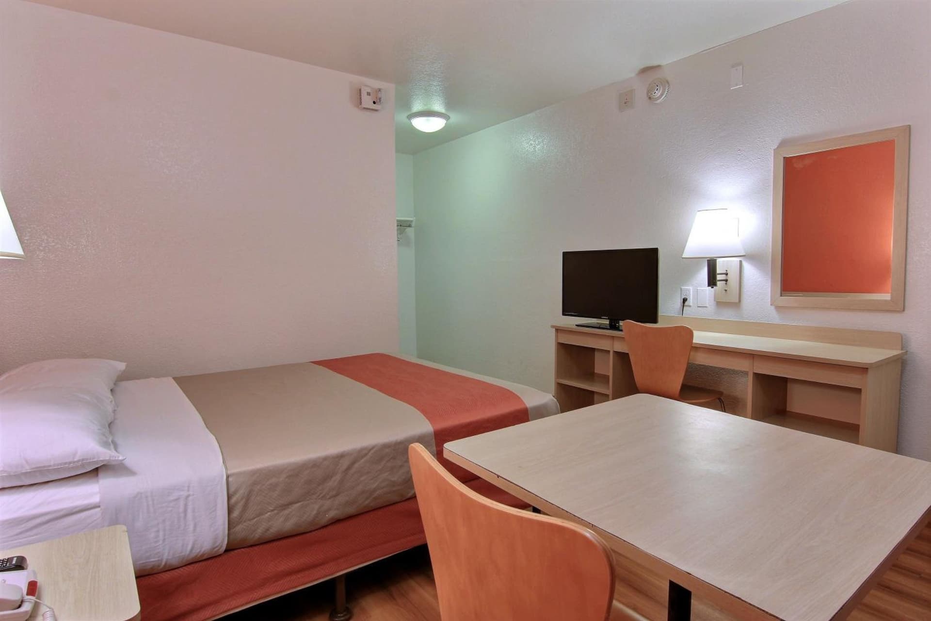 Motel 6-Corpus Christi, TX - Northwest gallery photo in Corpus Christi, TX — image 60