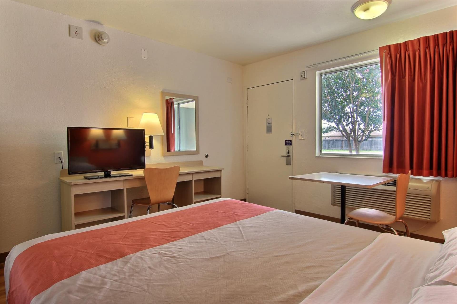 Motel 6-Corpus Christi, TX - Northwest gallery photo in Corpus Christi, TX — image 55