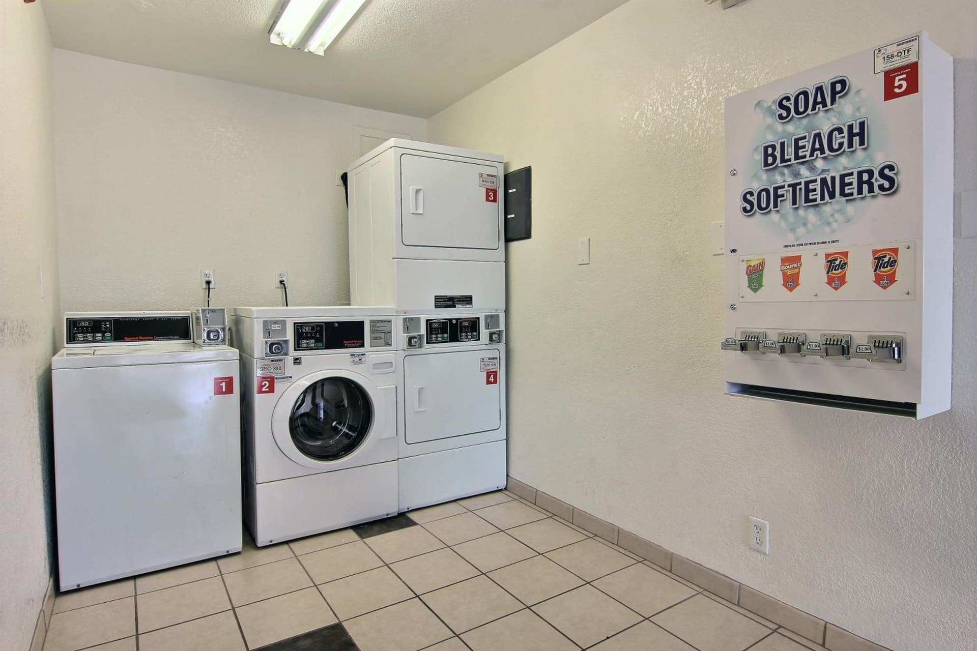 Motel 6-Corpus Christi, TX - Northwest gallery photo in Corpus Christi, TX — image 9