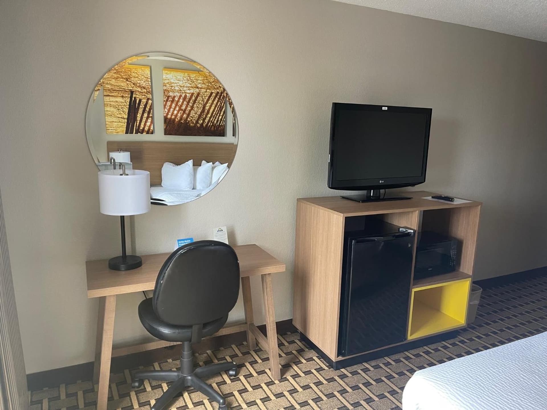 Days Inn by Wyndham Fayetteville-South/I-95 Exit 49 gallery photo in Fayetteville, NC — image 24